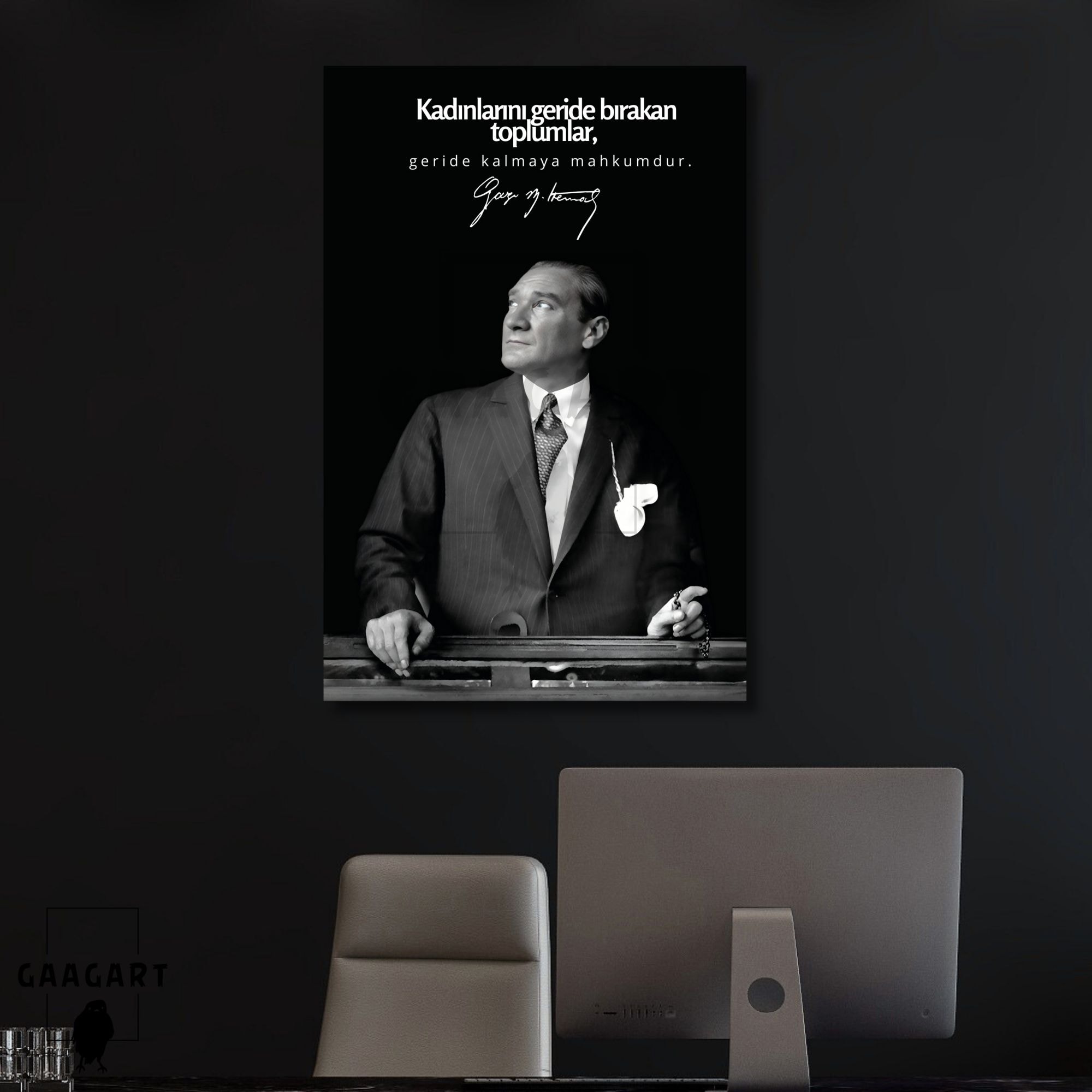 Tekli Dikey Kanvas Makam Panosu Atatürk Sözleri Kadınlar