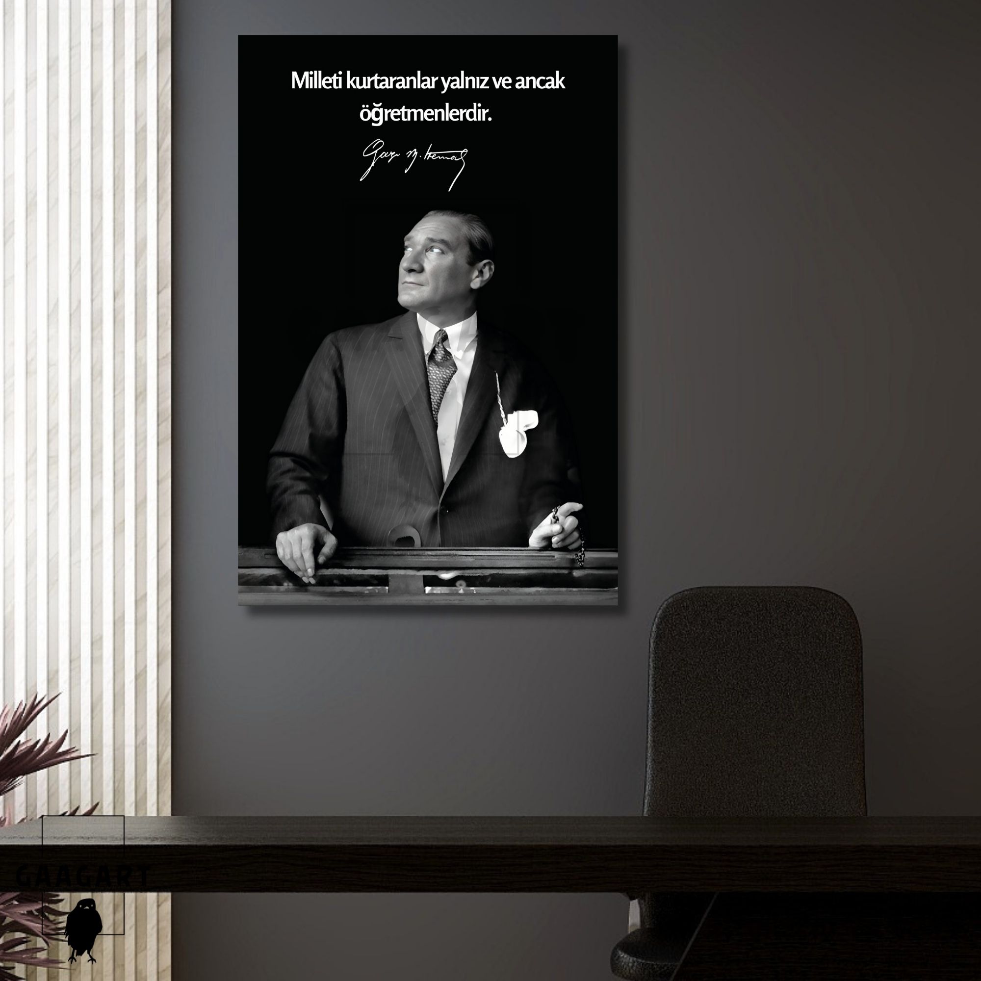 Tekli Dikey Kanvas Makam Panosu Atatürk Sözleri Öğretmenler Hakkında Sözü