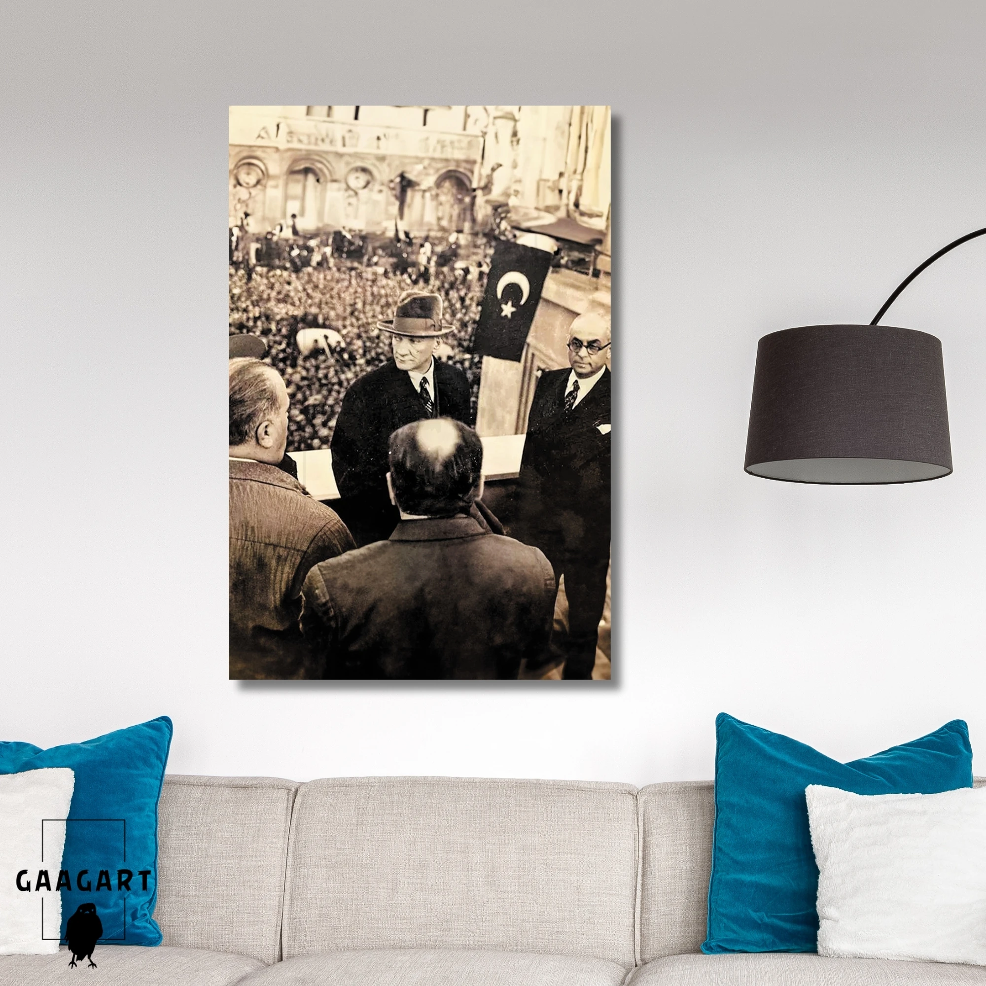 Tekli Dikey Kanvas Tablo Az Bilinen Atatürk Görselleri Şapkalı Atam