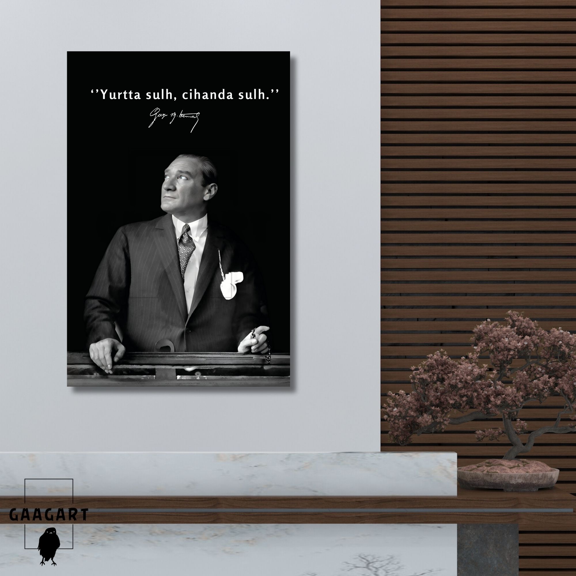 Tekli Dikey Kanvas Makam Panosu Atatürk Sözleri ‘Yurtta sulh, cihanda sulh.’