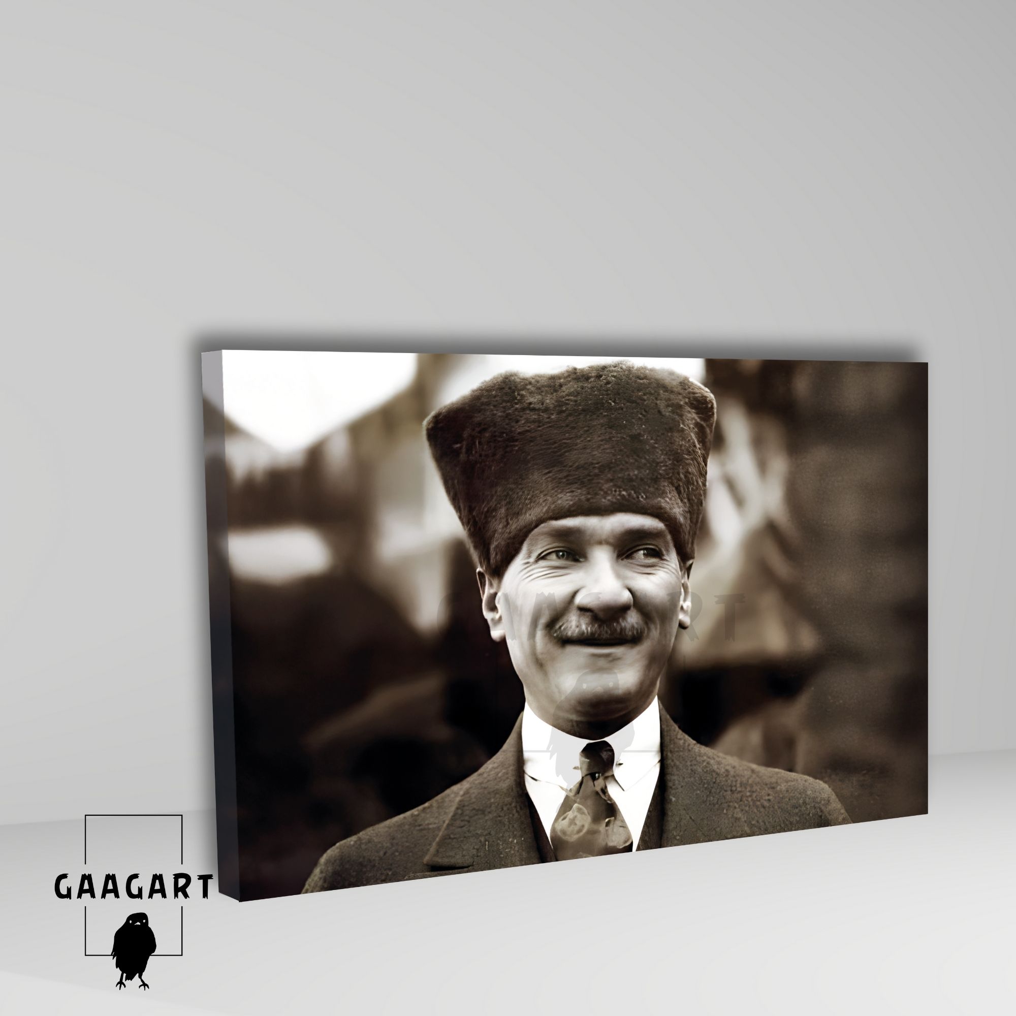 Tekli Yatay Kanvas Duvar Tablosu Gülen Atatürk