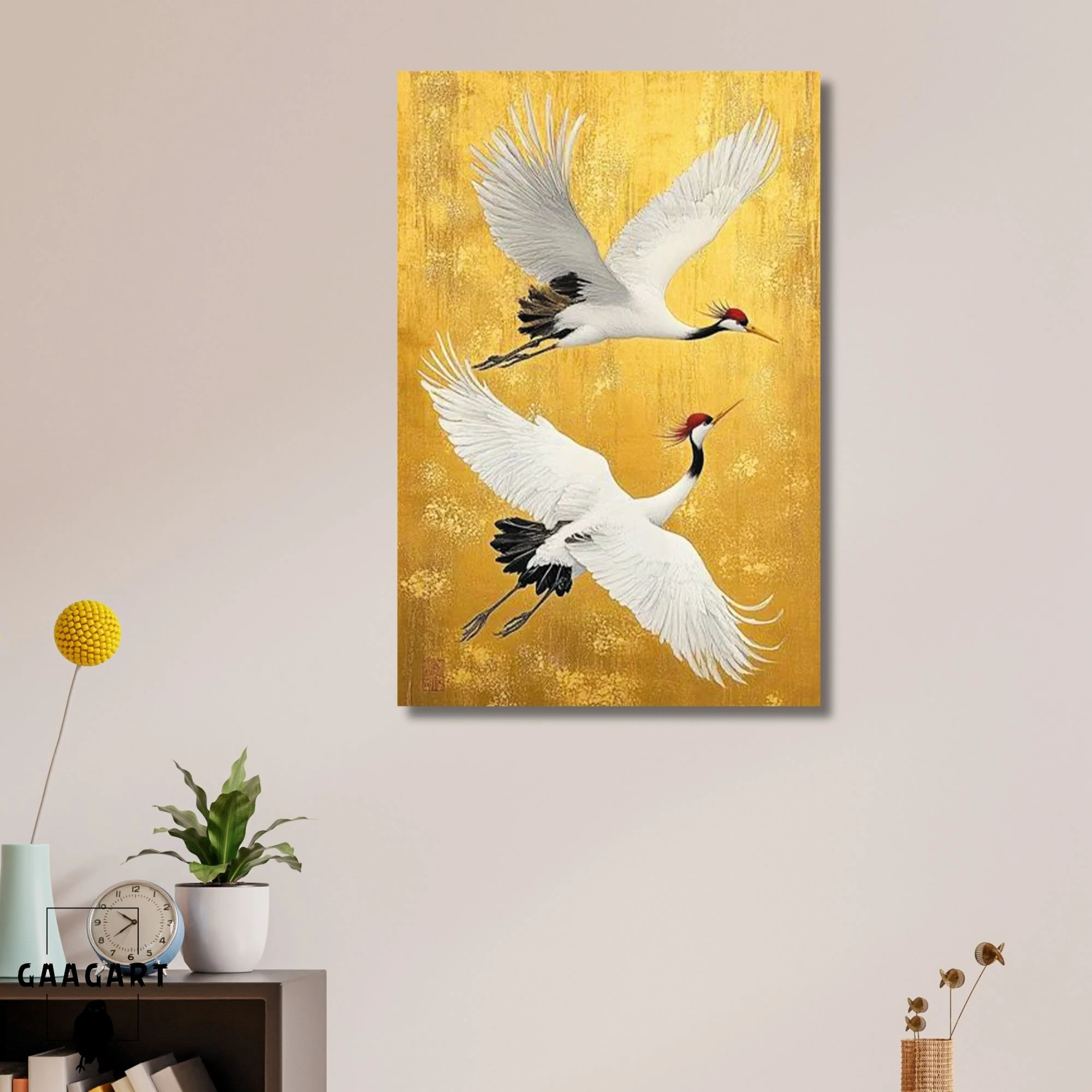 Tekli Dikey Kanvas Tablo Yağlı Boya Görünümlü Gold Uçan Turna Kuşları