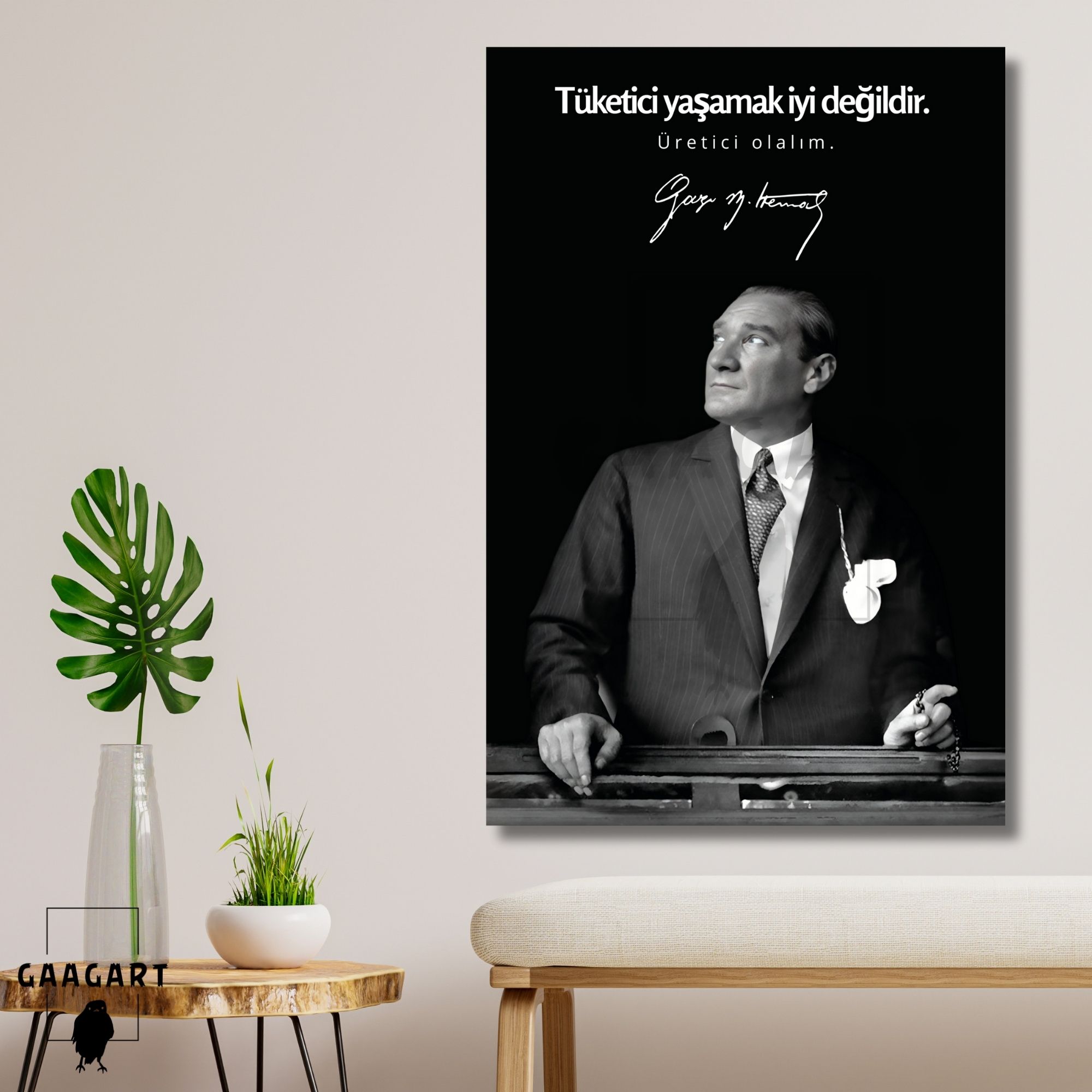 Tekli Dikey Kanvas Makam Panosu Atatürk Sözleri Tüketici yaşamak iyi değildir. Üretici olalım.
