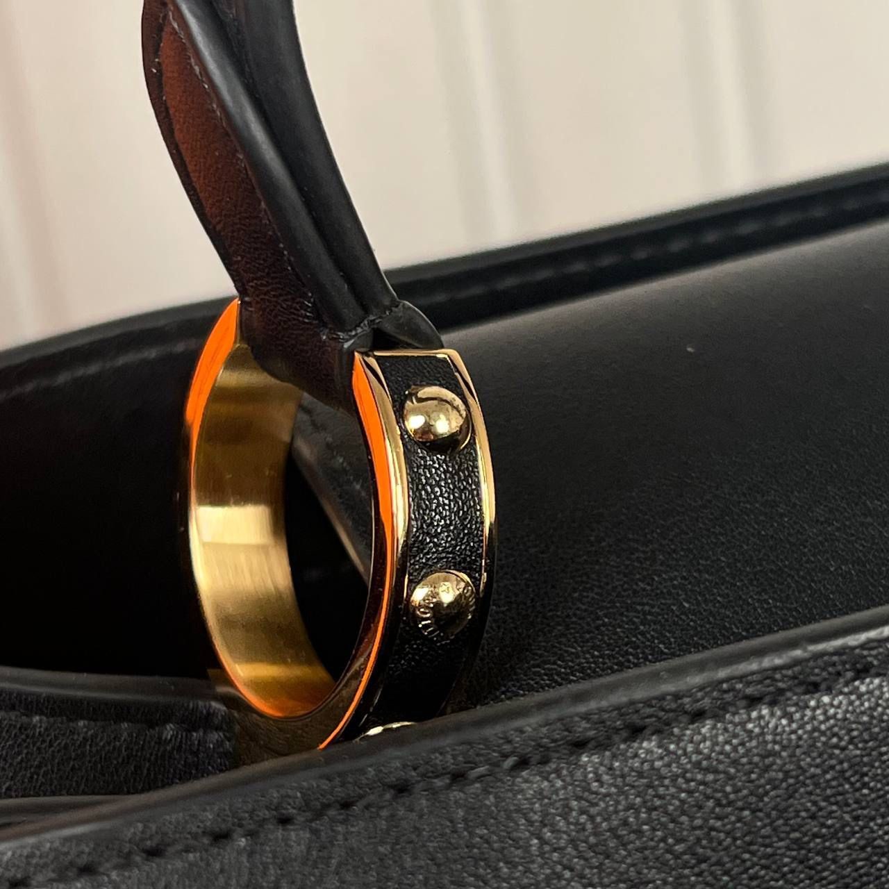 Louis Vuitton Capucines Souple GM