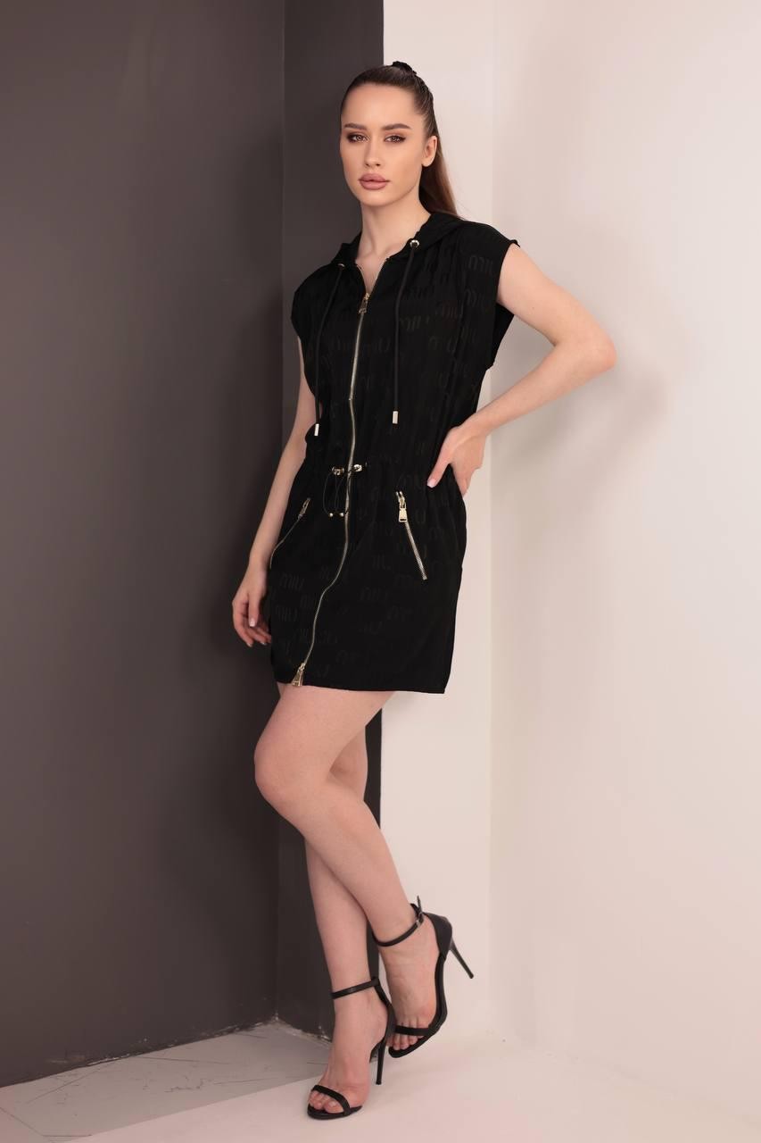 MIU MIU Kısa Kollu Tam Fermuar Siyah Kadın Ceket 51368