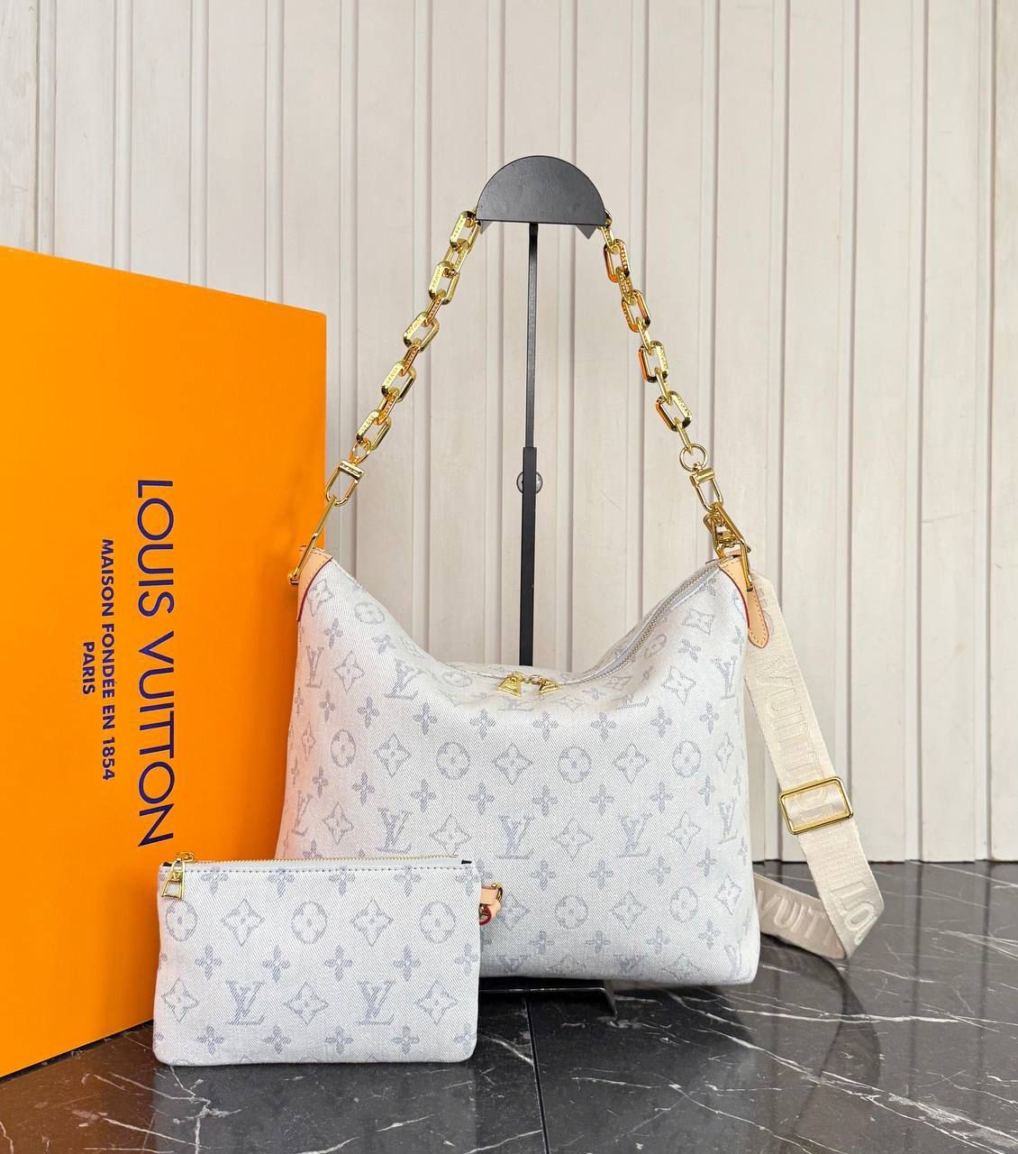 Louis Vuitton Coussin Hobo MM Denim 910136