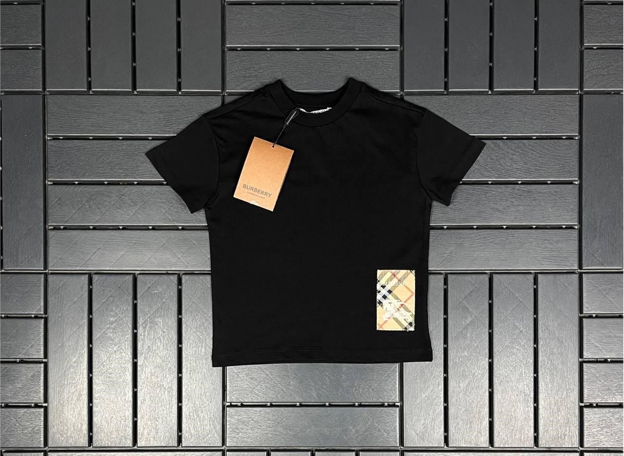 BURBERRY Nakış Detaylı Siyah Çocuk T-Shirt 81013