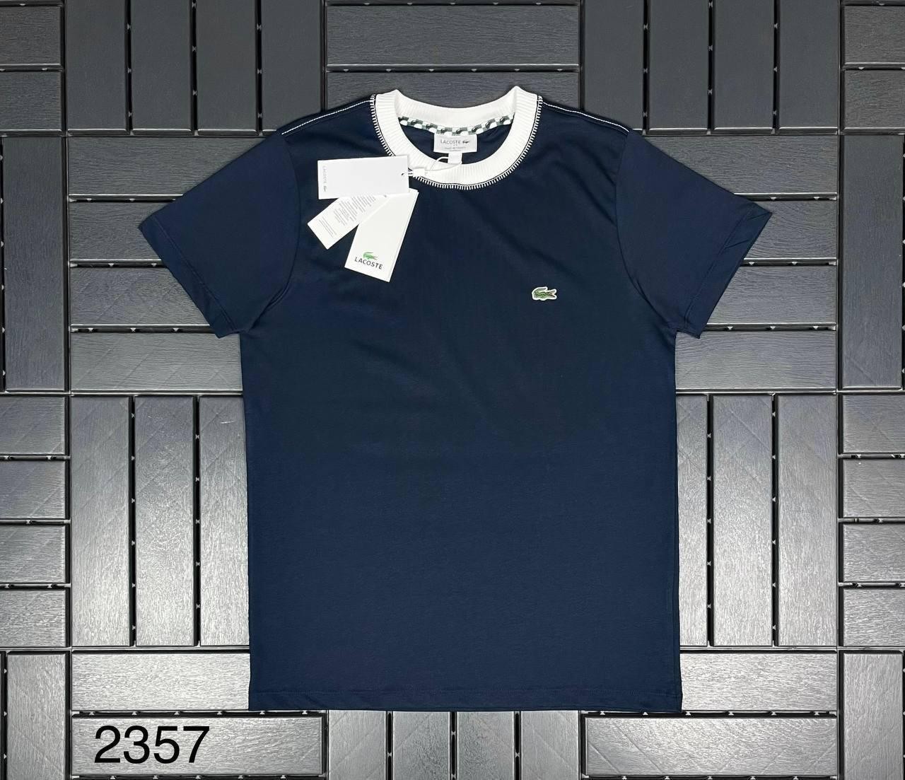 LACOSTE Beyaz Yaka Detaylı Lacivert Erkek T-Shirt 2357