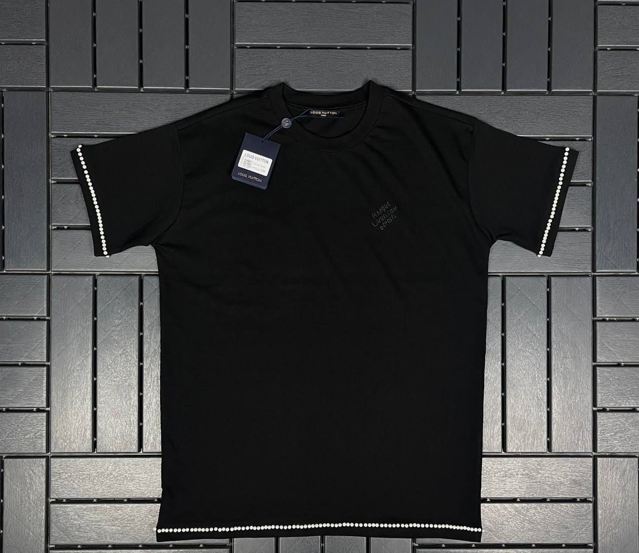 LOUIS VUITTON Boncuk Detaylı Siyah Kadın T-Shirt 2395
