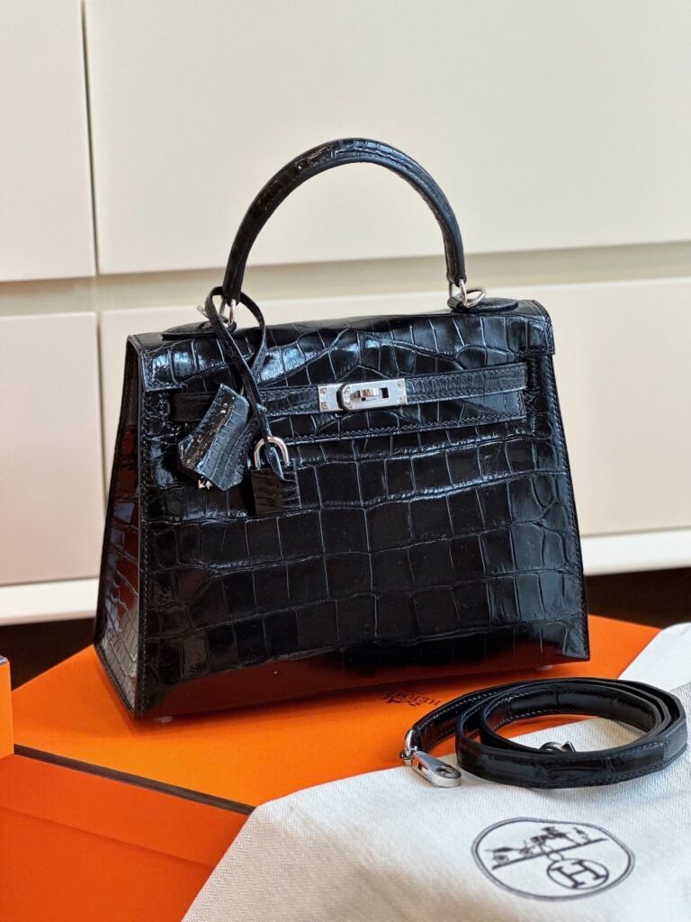 Hermes Kelly 18cm Siyah Çanta
