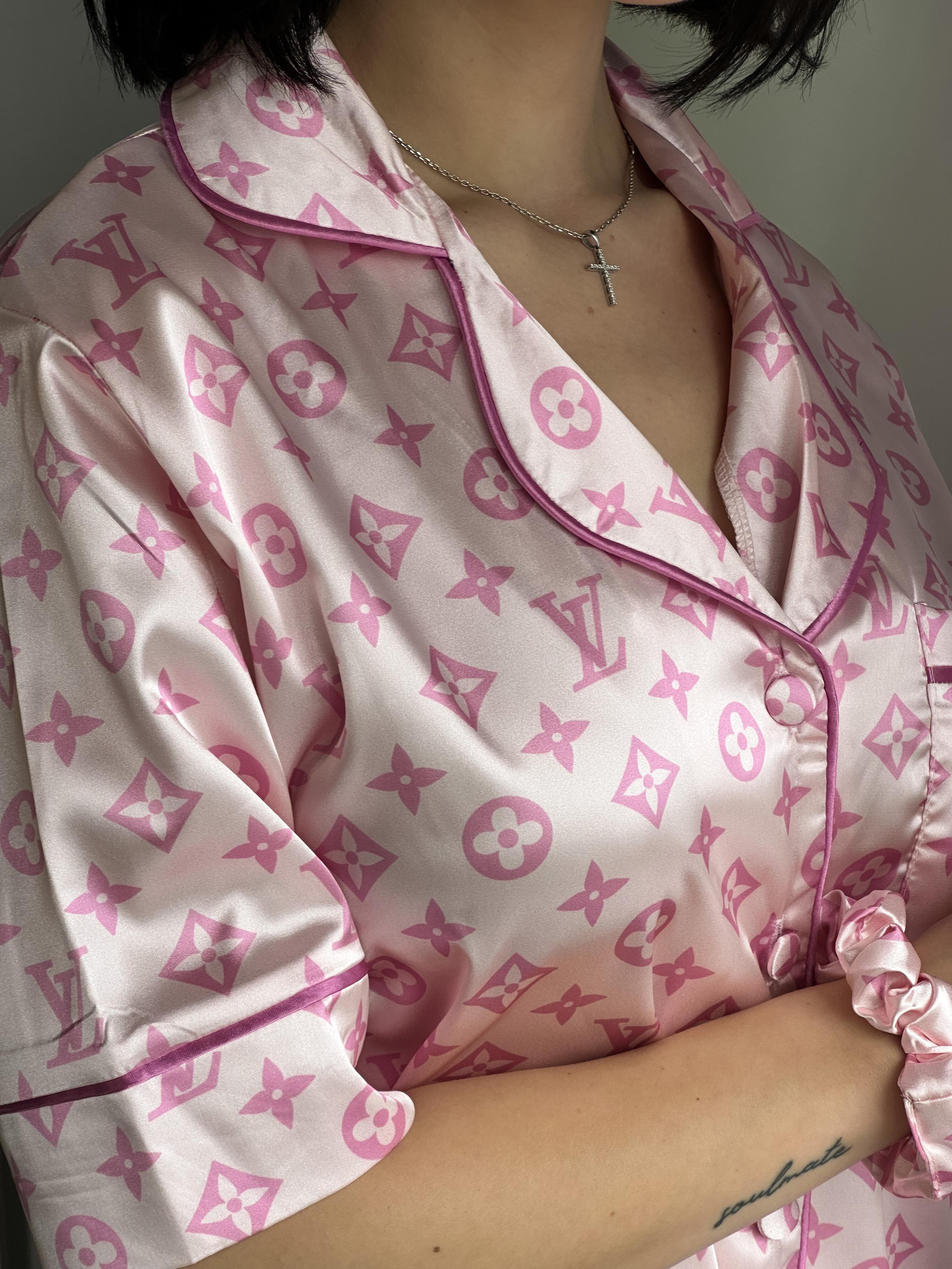 LV Pembe Kısa Kol Kadın Pijama Takımı