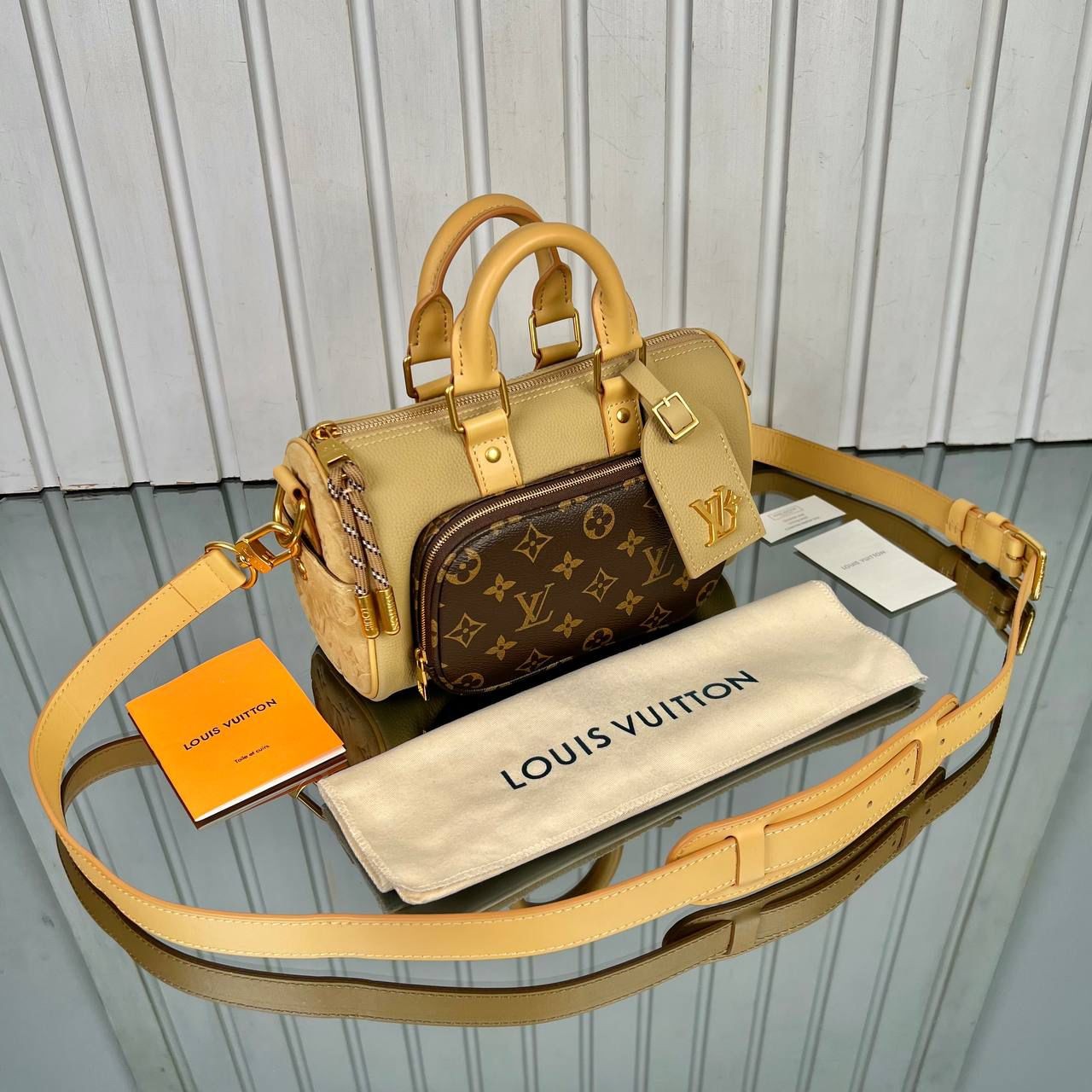 Louis Vuitton Keepall Bandouliere