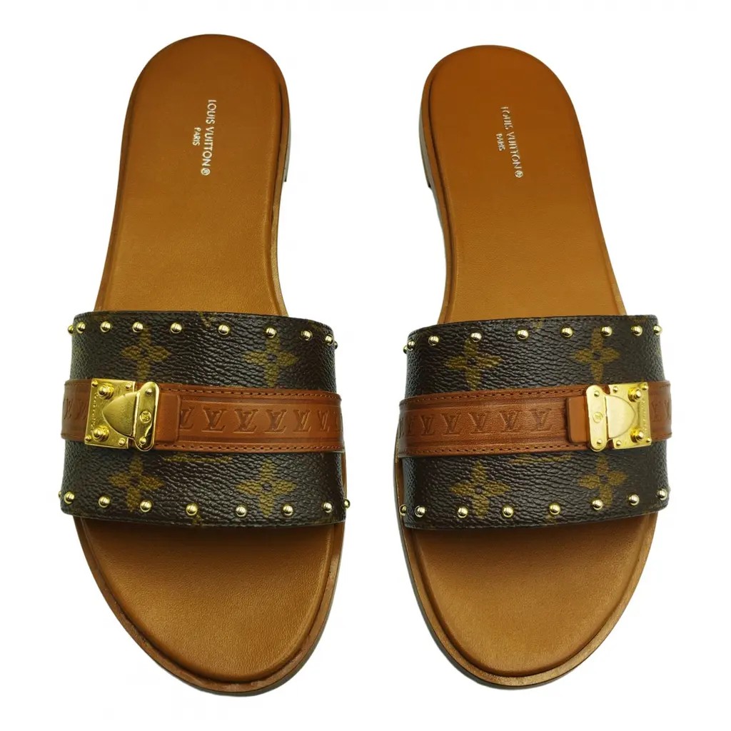 Louis Vuitton Taba Terlik 3575
