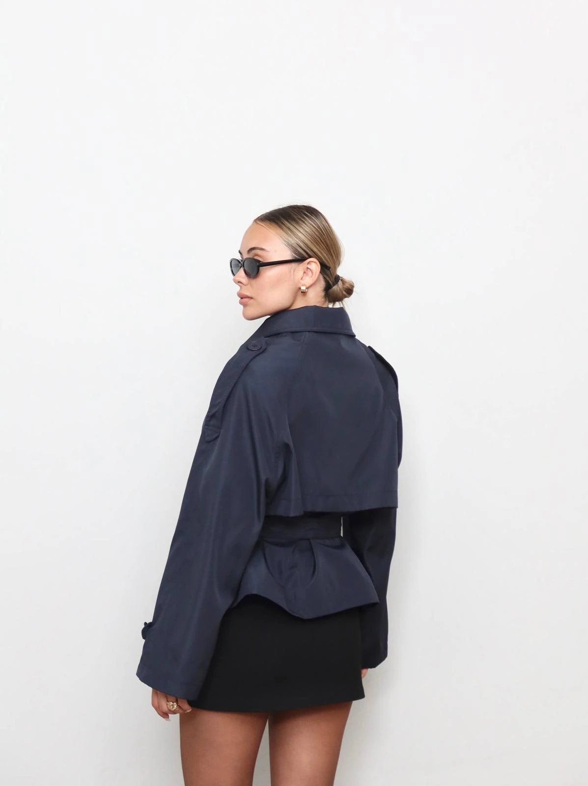 Berhani Lacivert Kadın Yarım Trenckot BRN56