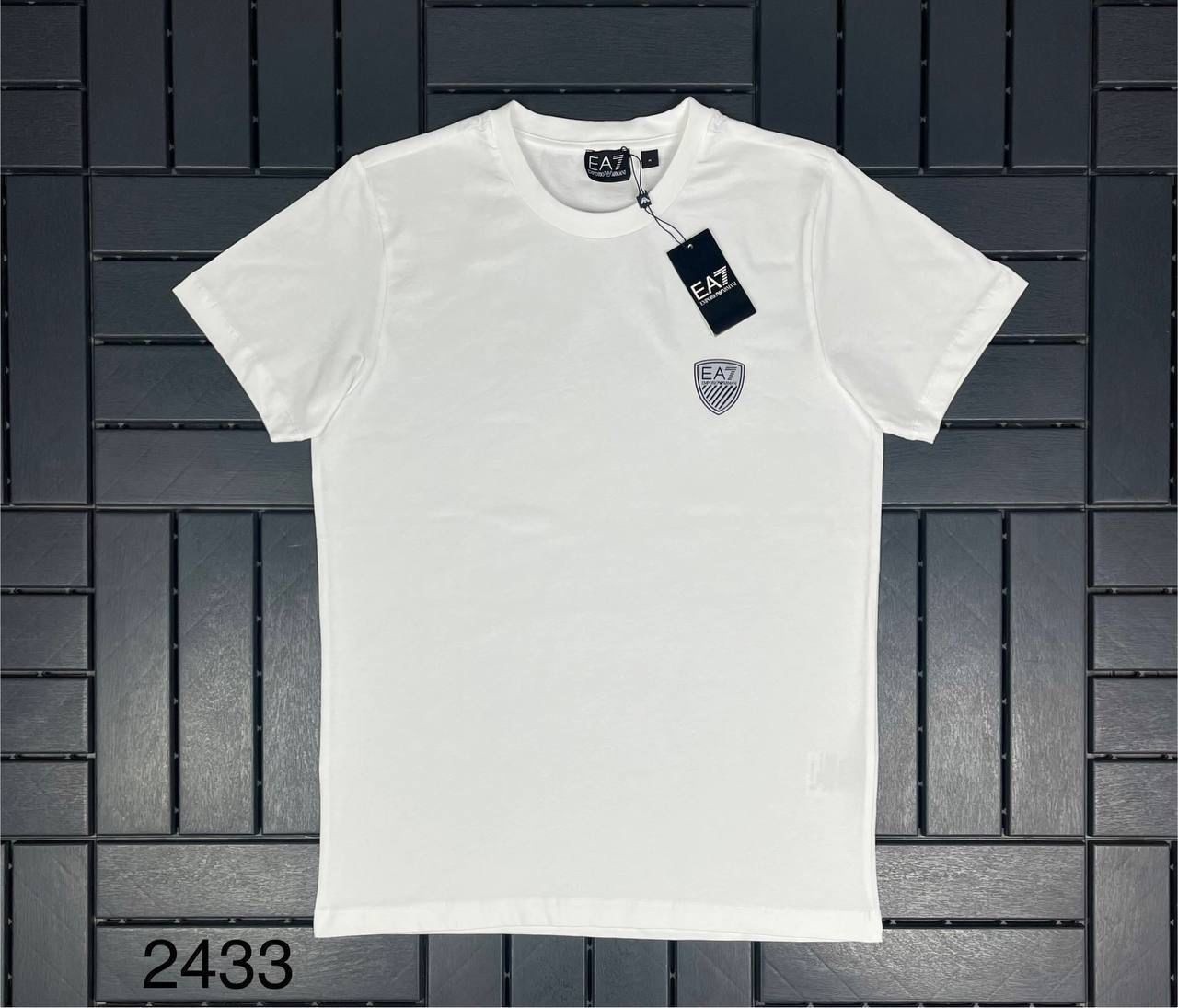 Armani Logo Detaylı Beyaz Erkek T-Shirt 2433