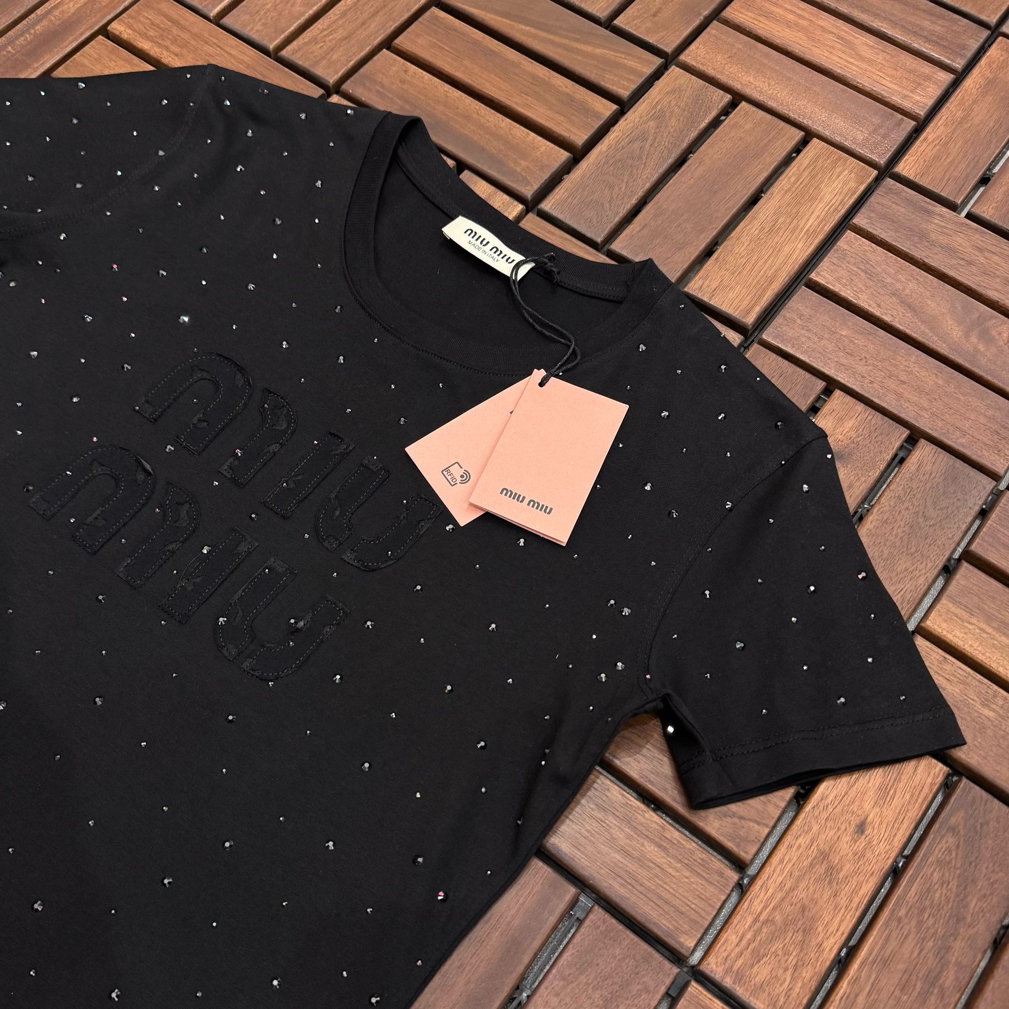 MIU MIU Boncuk İşlemeli Siyah Kadın T-Shirt B03