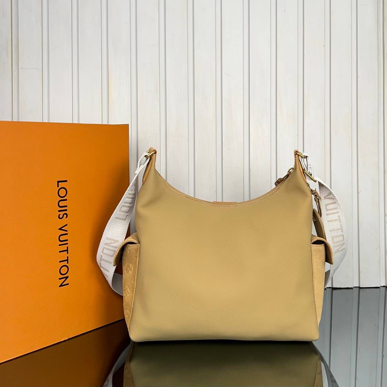 Louis Vuitton Hobo Cargo Bag