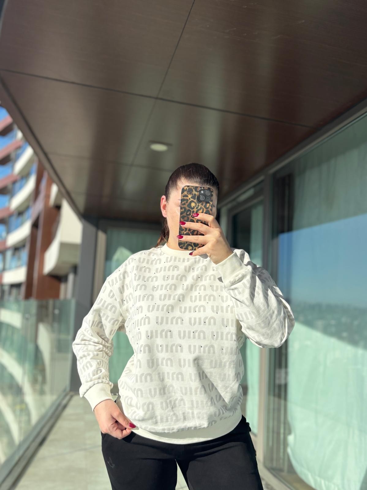 Miu Miu Taş Detaylı Kadın Sweatshirt Beyaz