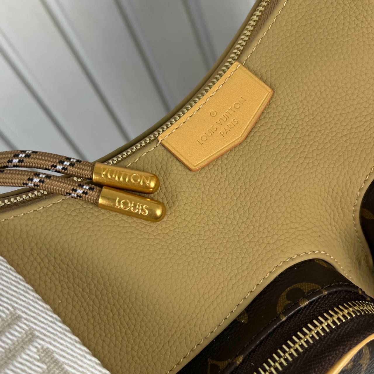 Louis Vuitton Hobo Cargo Bag