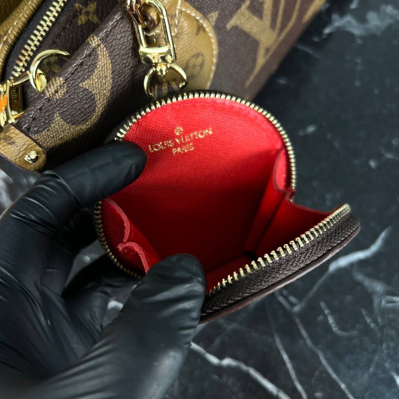 Louis Vuitton OnTheGo East West