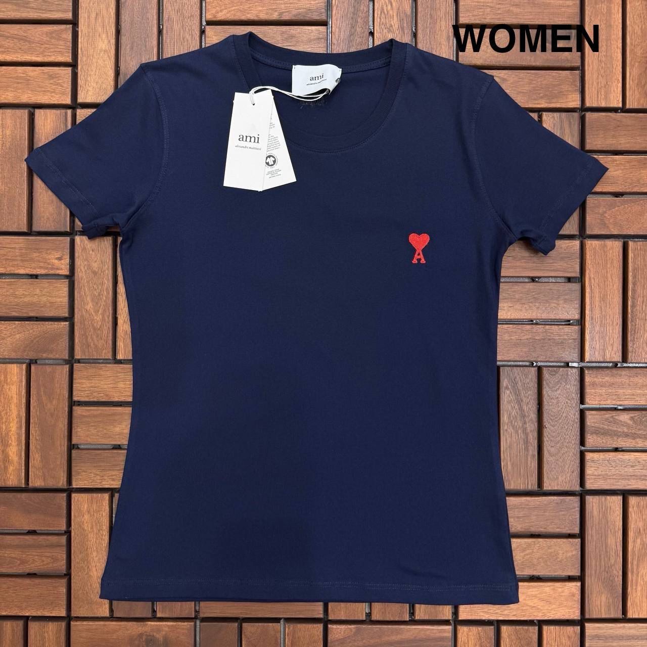 Ami Nakış Logo Detaylı Lacivert Kadın T-shirt BES02