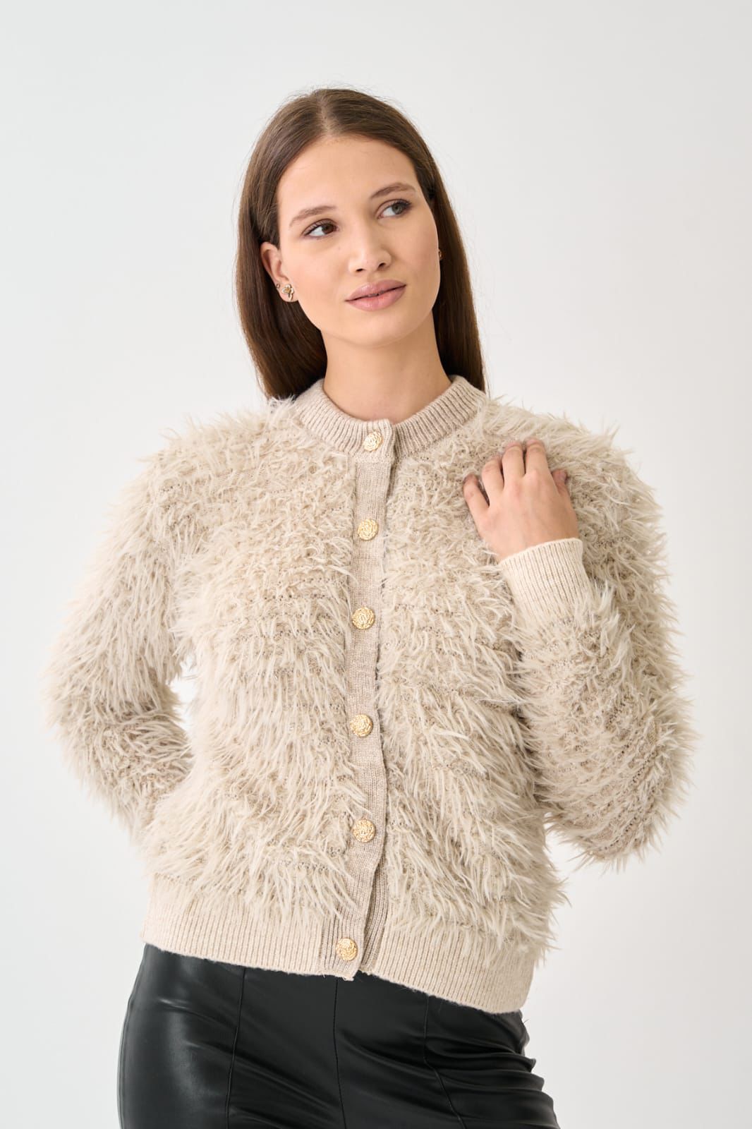 Berhani Tüylü Bej Kadın Hırka 275B