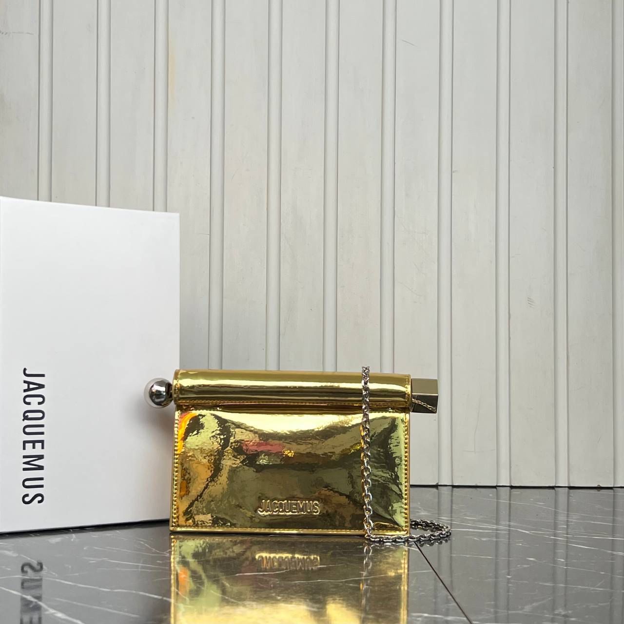 Jacquemus Le Rond Carre Clutch Gold