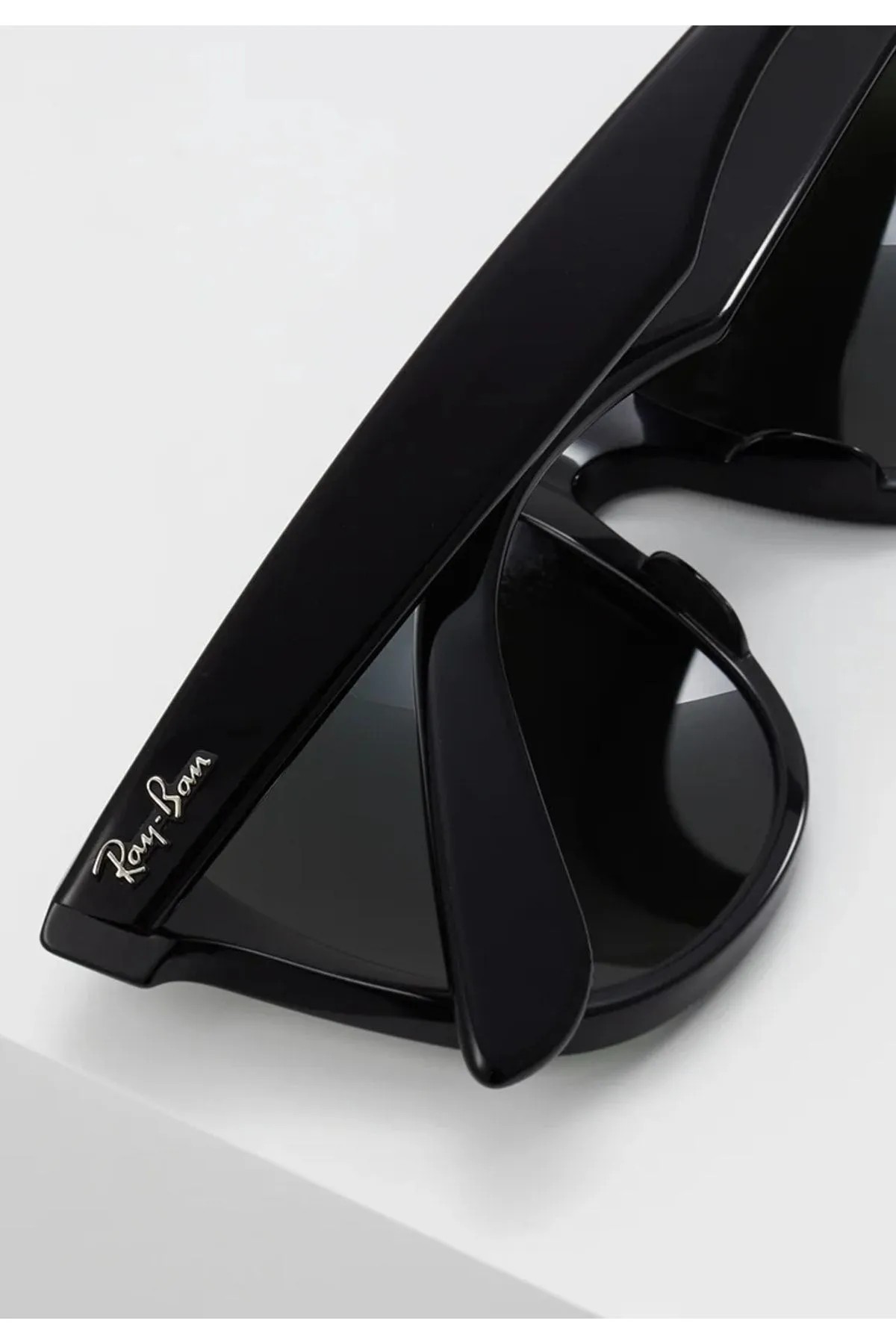 Rayban Unisex Yeşil Cam Siyah Güneş Gözlüğü