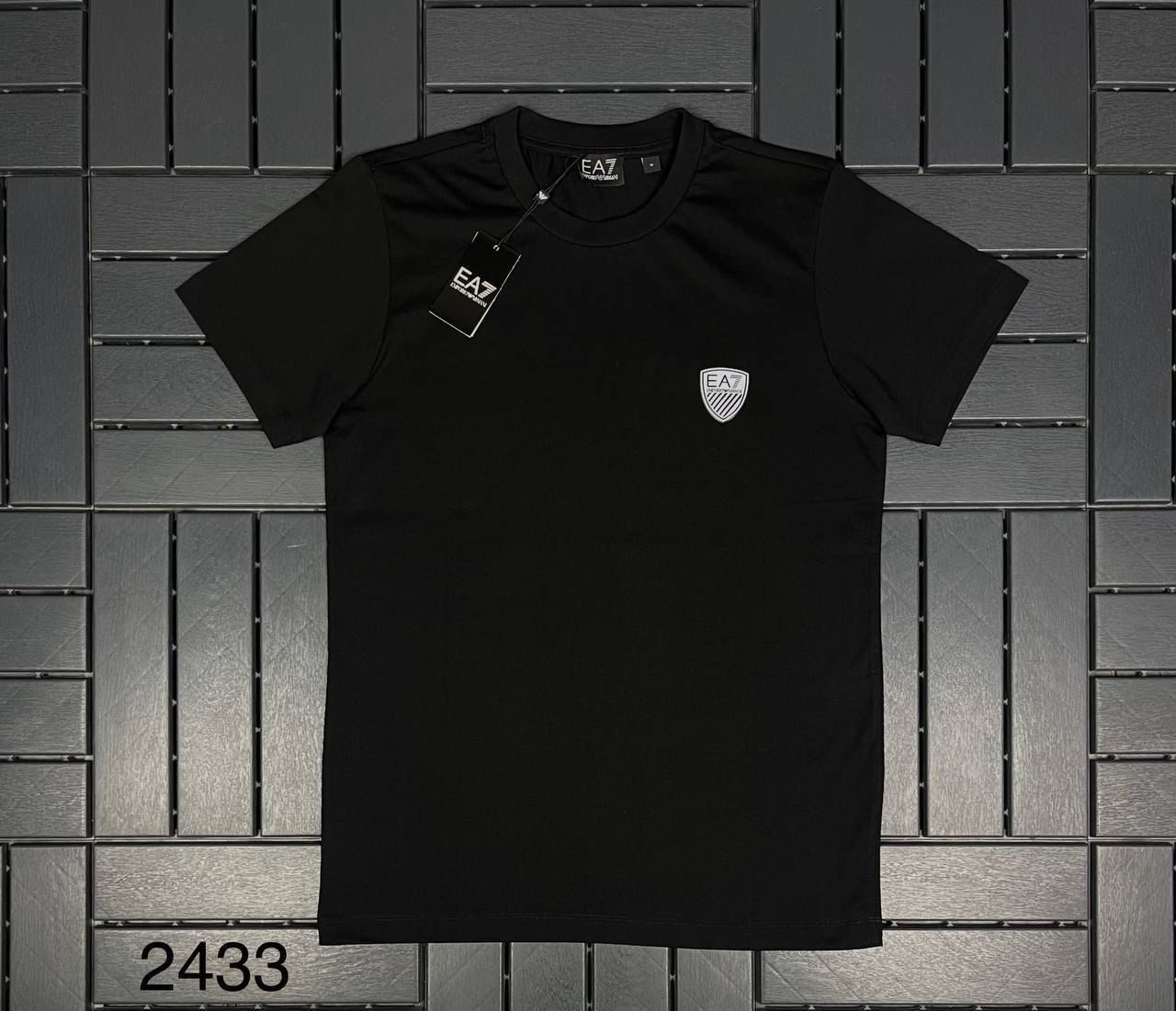 Armani Logo Detaylı Siyah Erkek T-Shirt 2433