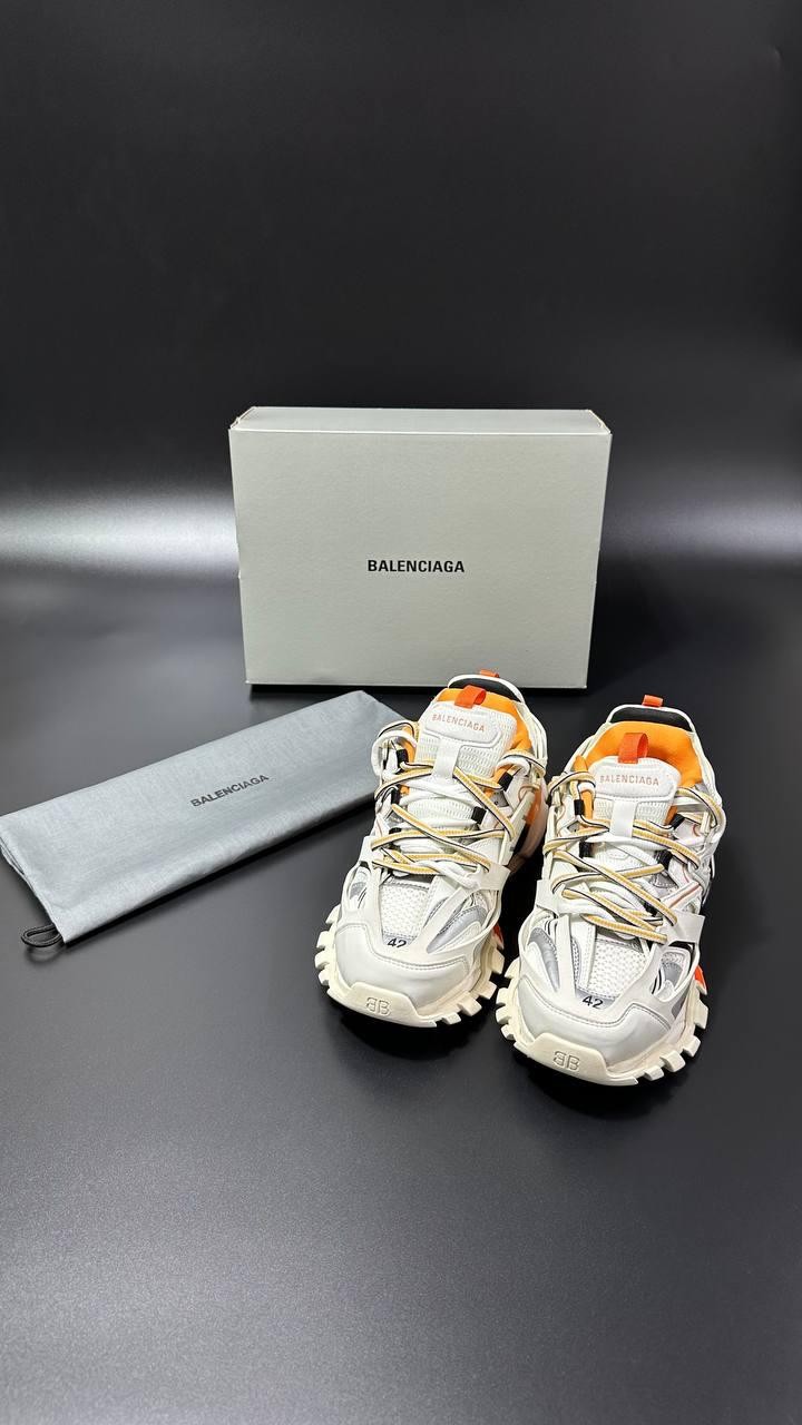 Balenciaga Track Sneaker Unisex