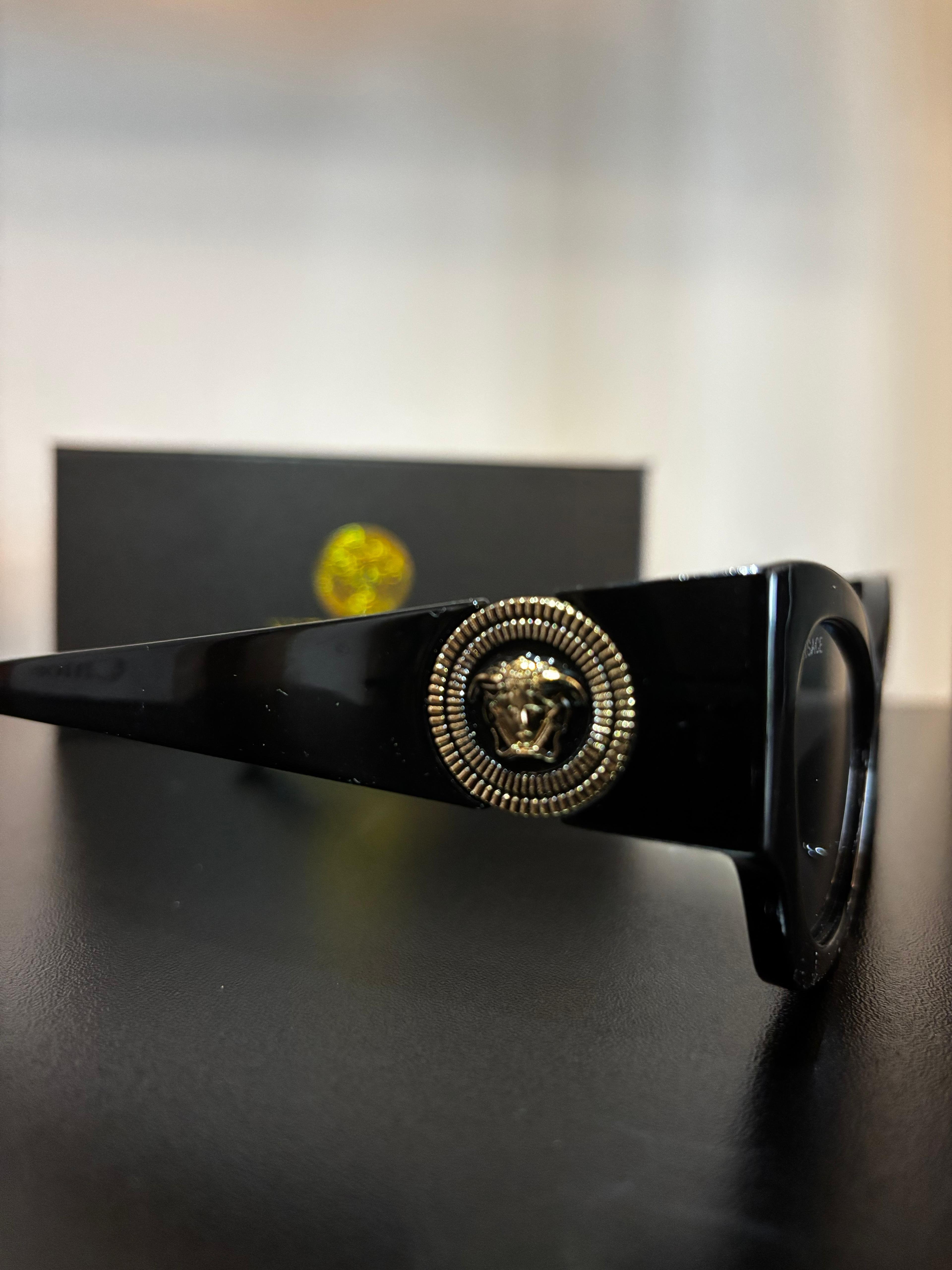 Versace Kadın Siyah Güneş Gözlüğü