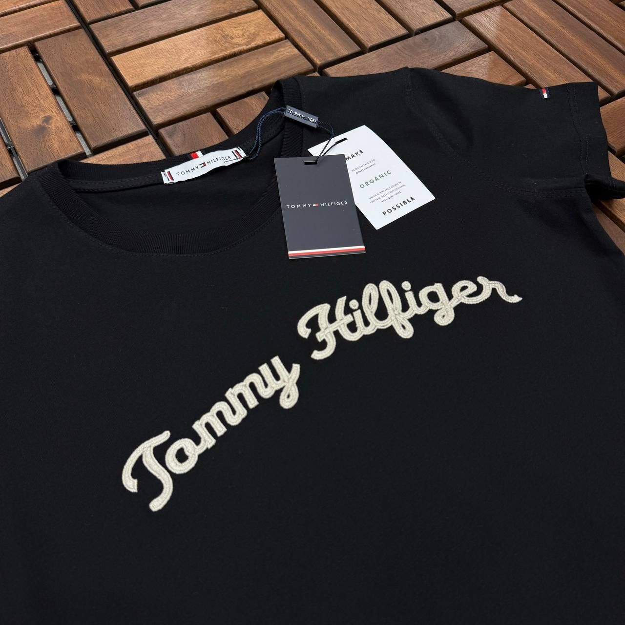 TOMMY HILFIGER Nakış Detaylı Siyah Kadın T-Shirt ES82