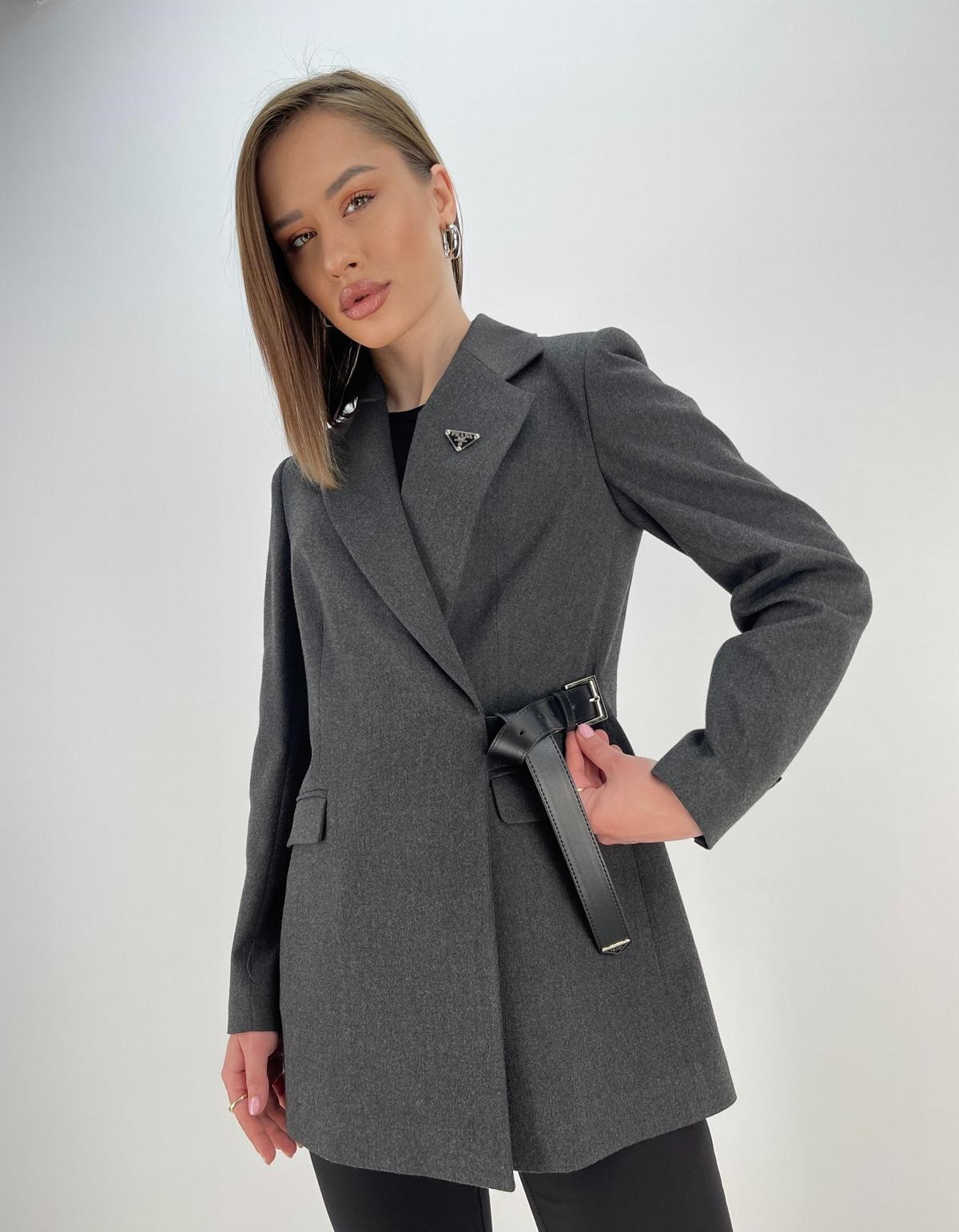 Prada Kemer Detaylı Kadın Ceket