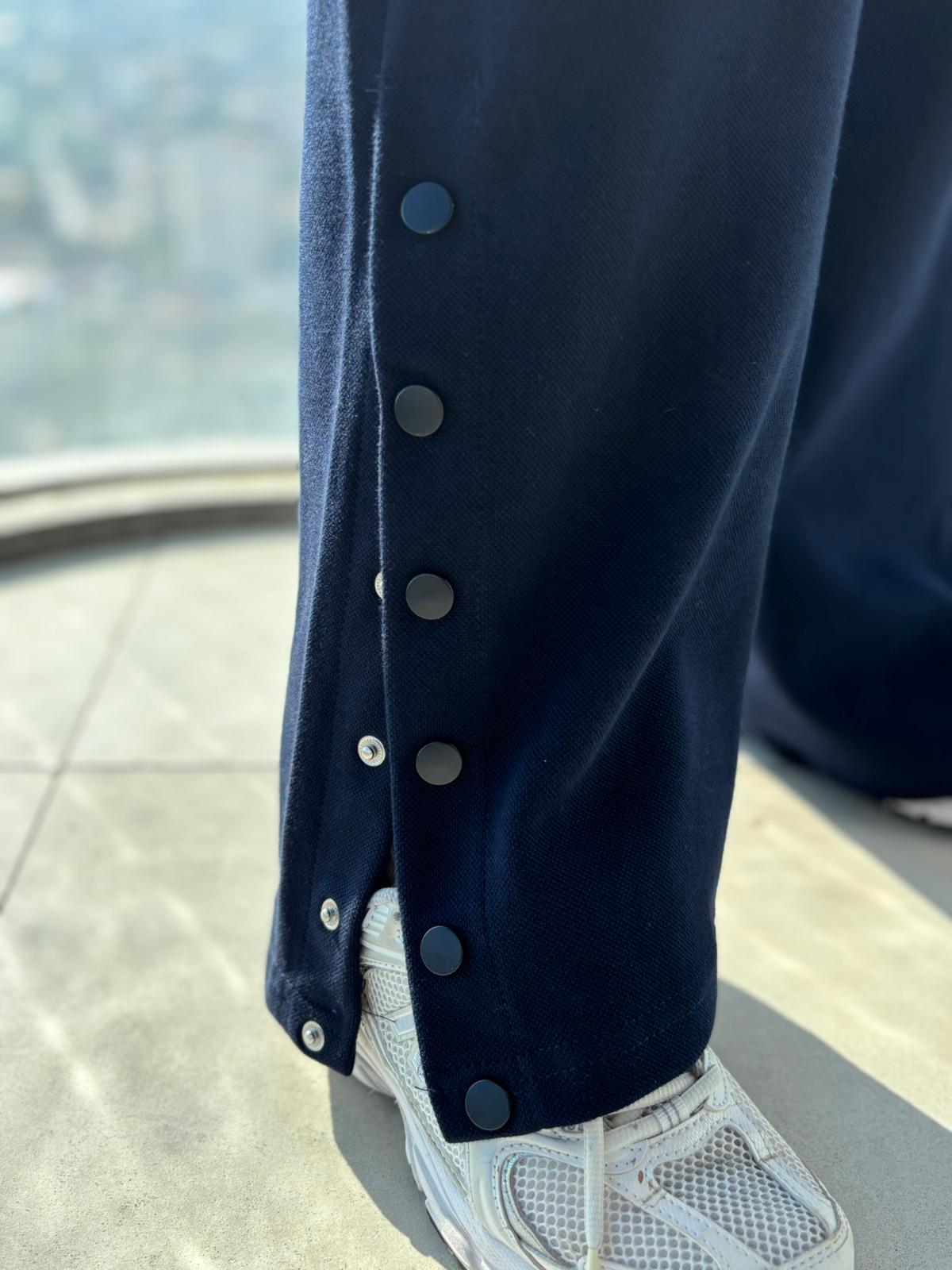 Berhani Pike Kumaş Paça Çıt Çıt Detaylı Lacivert Kadın Eşofman Altı BRH01