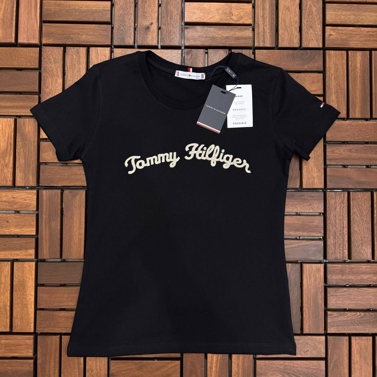 TOMMY HILFIGER Nakış Detaylı Siyah Kadın T-Shirt ES82