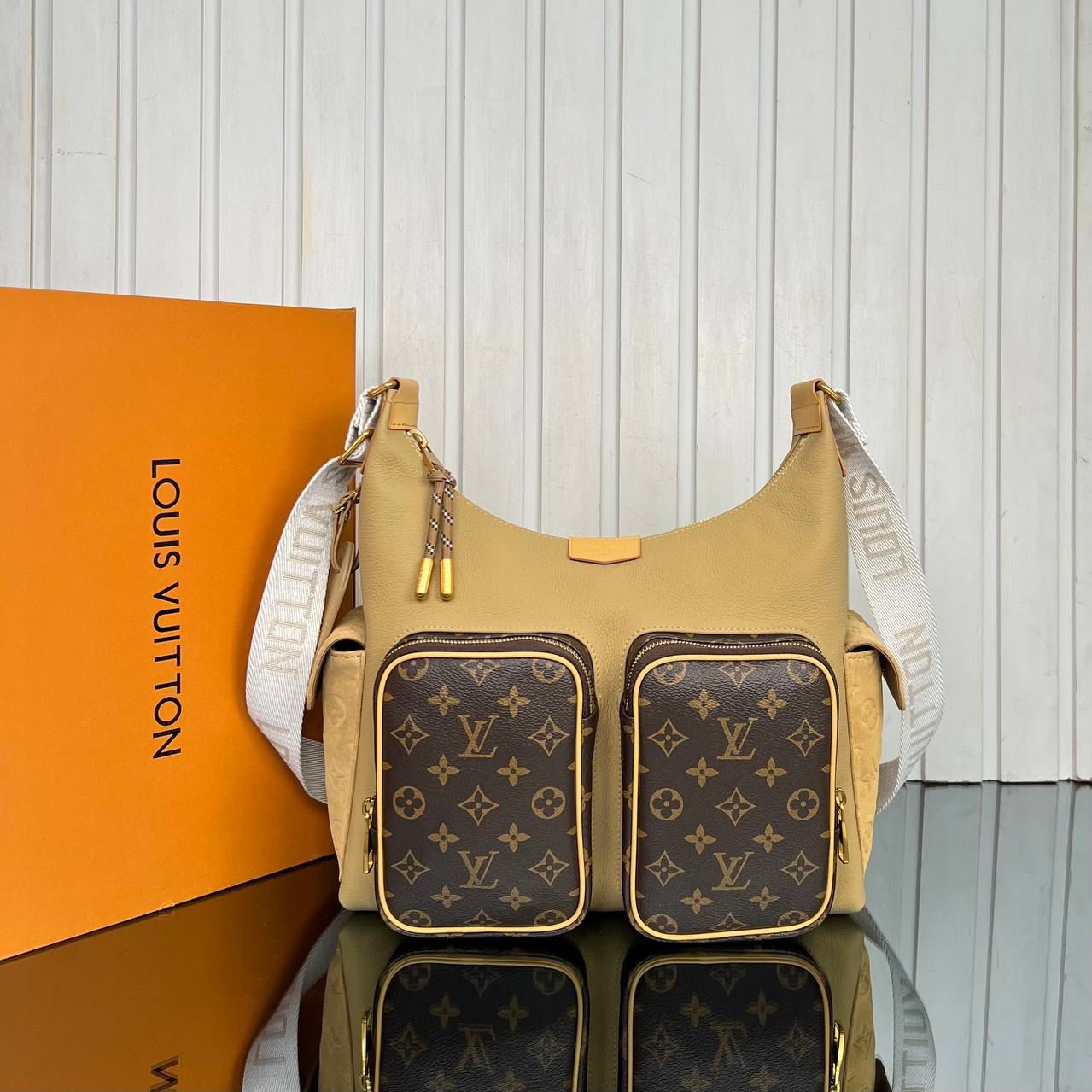 Louis Vuitton Hobo Cargo Bag