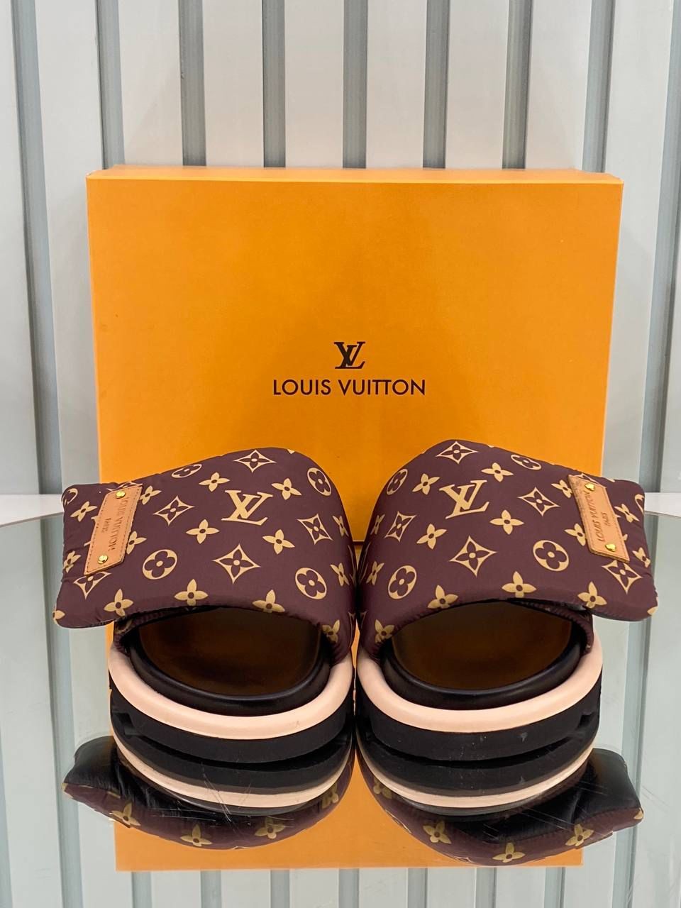 Louis Vuitton Pool Pillow Hakiki Deri Kumaş Terlik