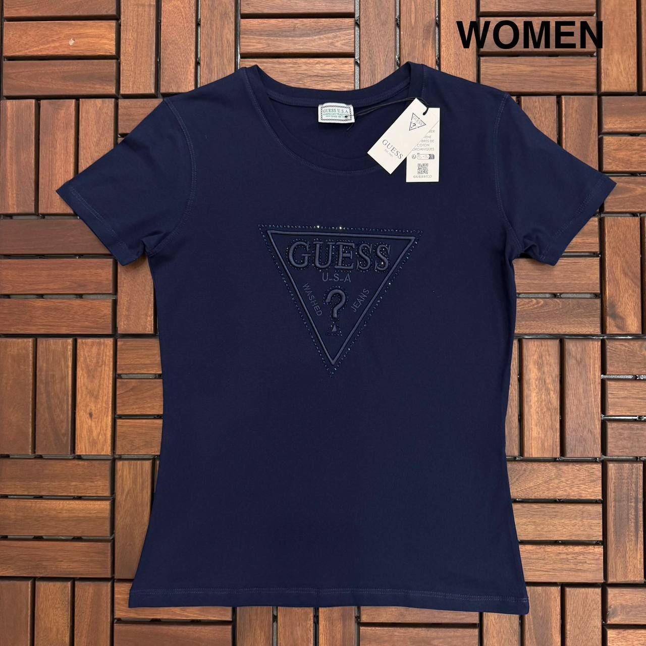 GUESS Taş İşlemeli ve Nakış Detaylı Lacivert Kadın T-Shirt BES27