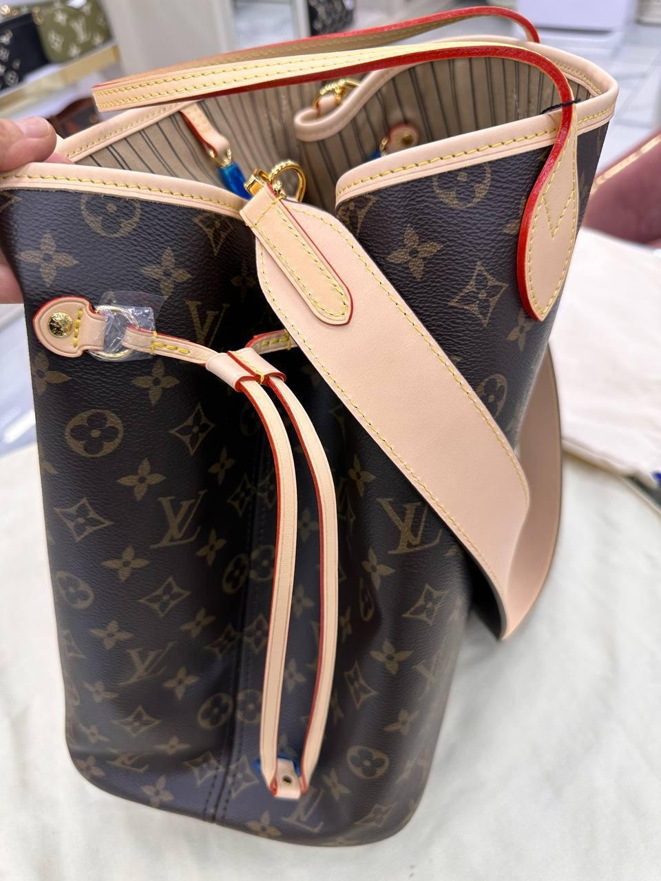 Louis Vuitton Çanta