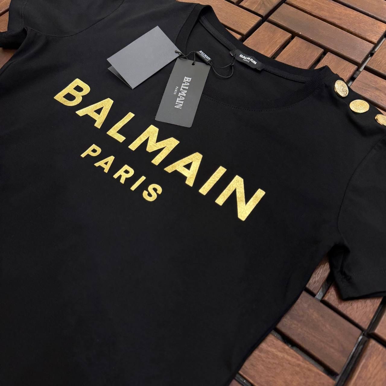 Balmain Gold Detaylı Siyah Kadın T-shirt 5023