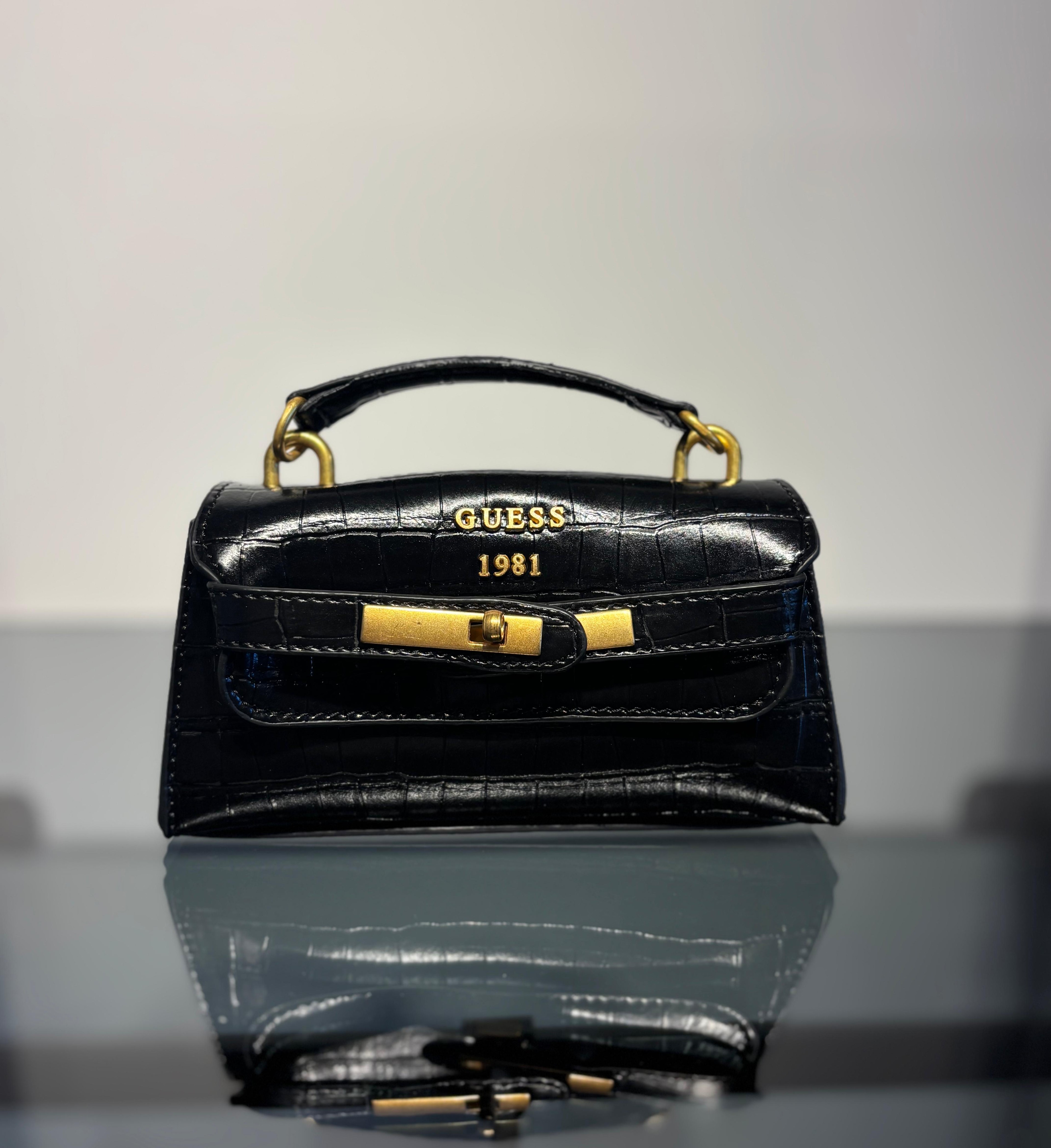 Guess Siyah Çanta 17x10