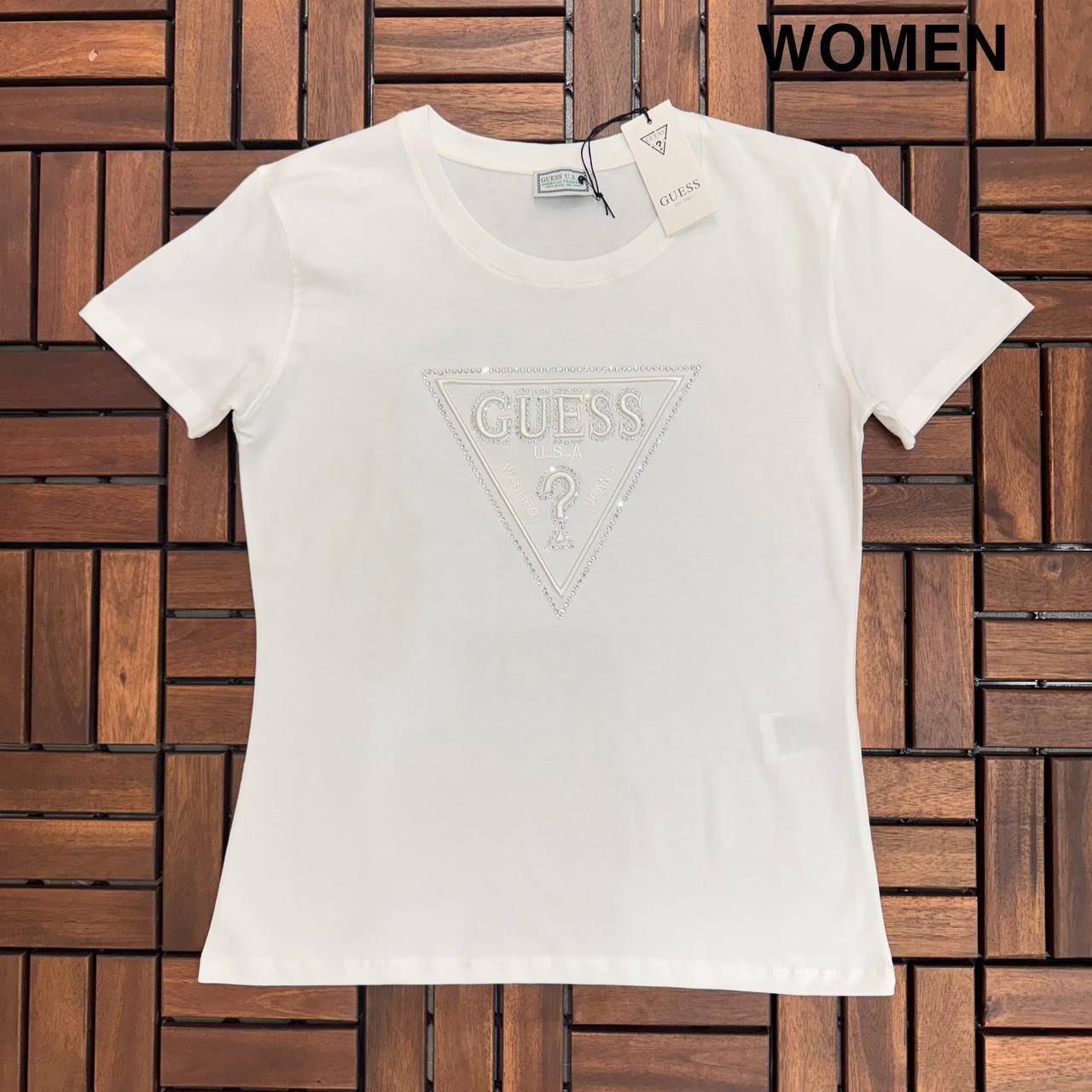GUESS Taş İşlemeli ve Nakış Detaylı Beyaz Kadın T-Shirt BES27