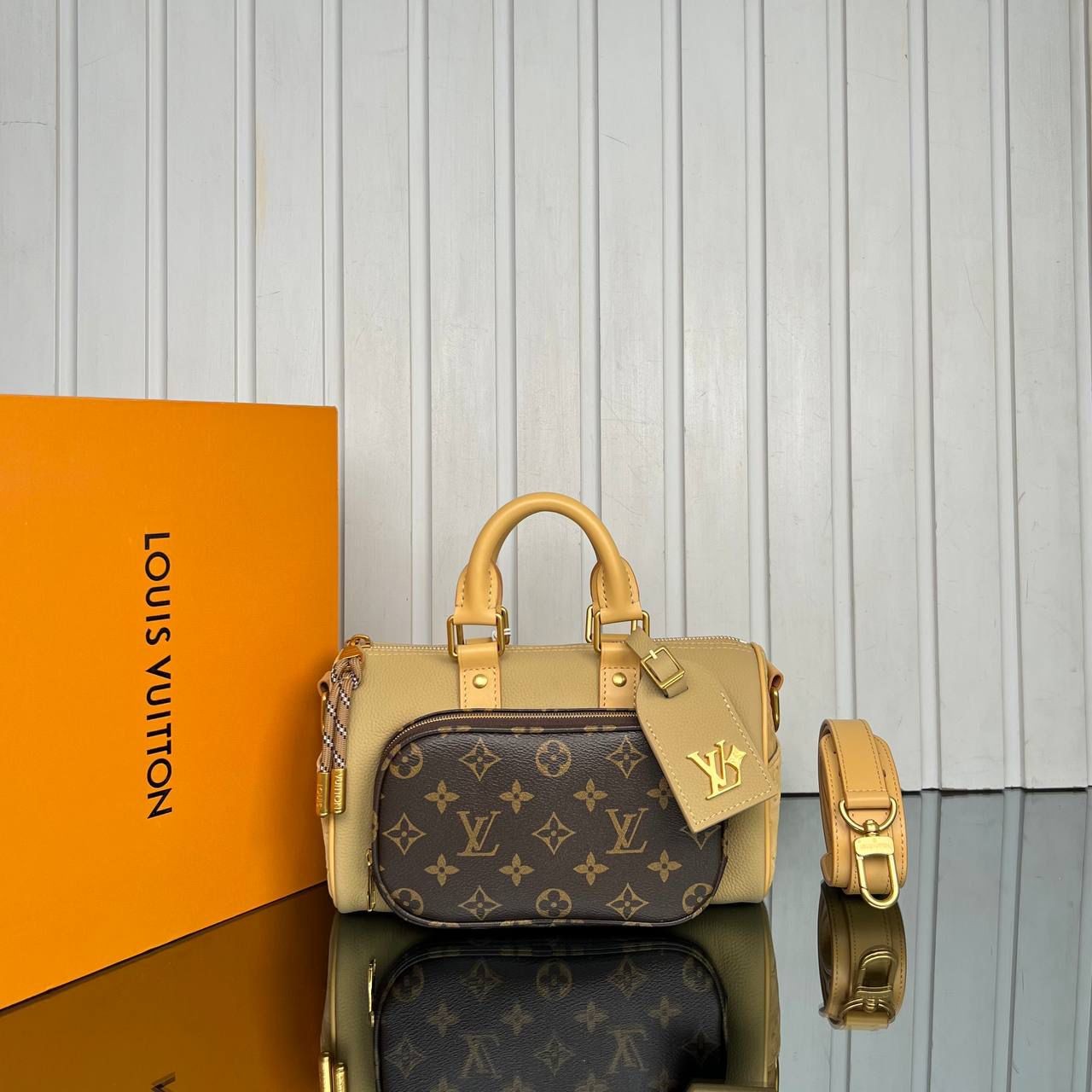 Louis Vuitton Keepall Bandouliere