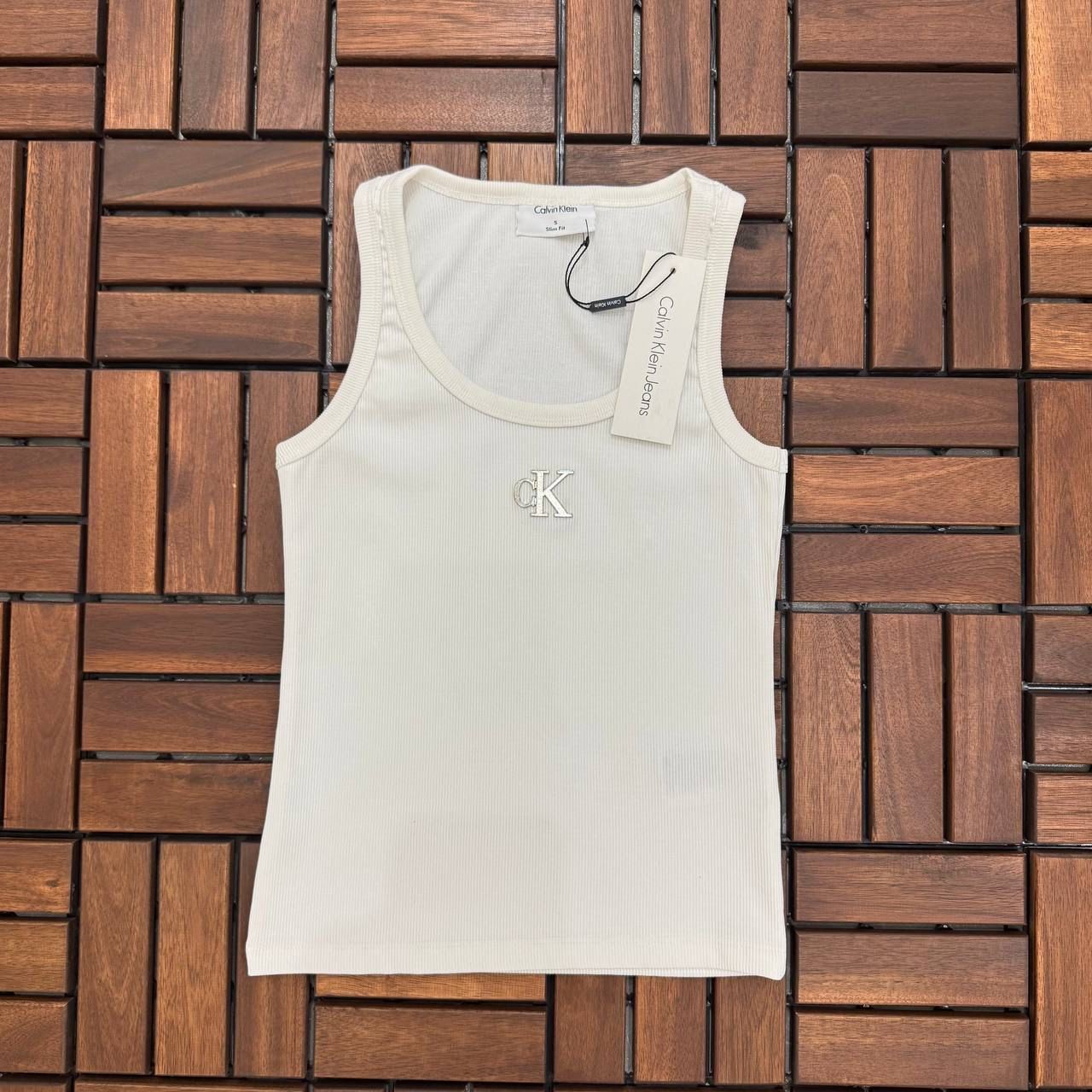 Calvin Klein Metal Logo Detaylı Beyaz Atlet 402