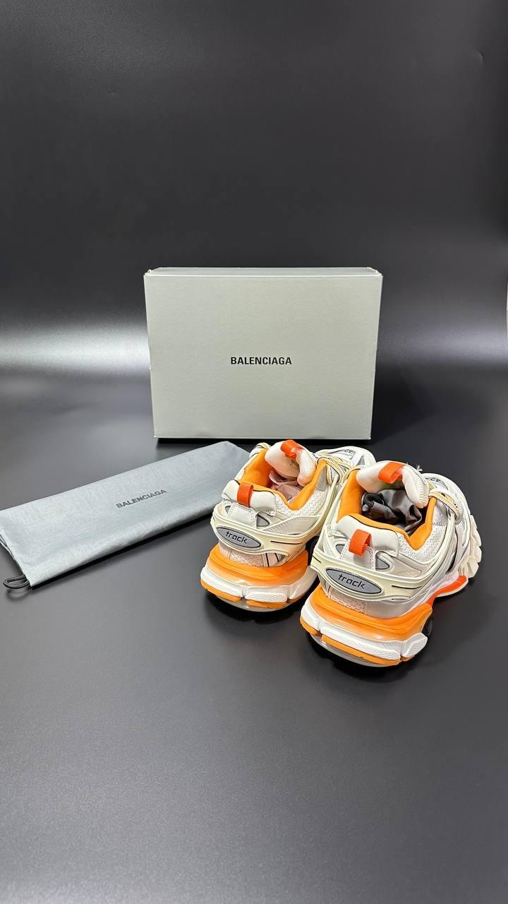 Balenciaga Track Sneaker Unisex