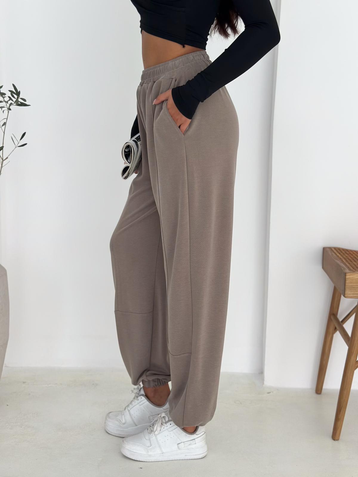 Berhani Lastik Paça Bej Kadın Eşofman Altı YKM31155