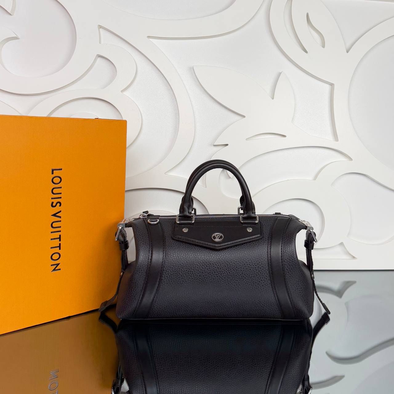Louis Vuitton Siyah Biker PM İthal Ürün  30x12 cm
