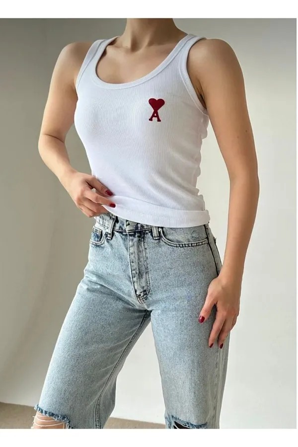 Ami Kırmızı Logo Beyaz Kadın Atlet