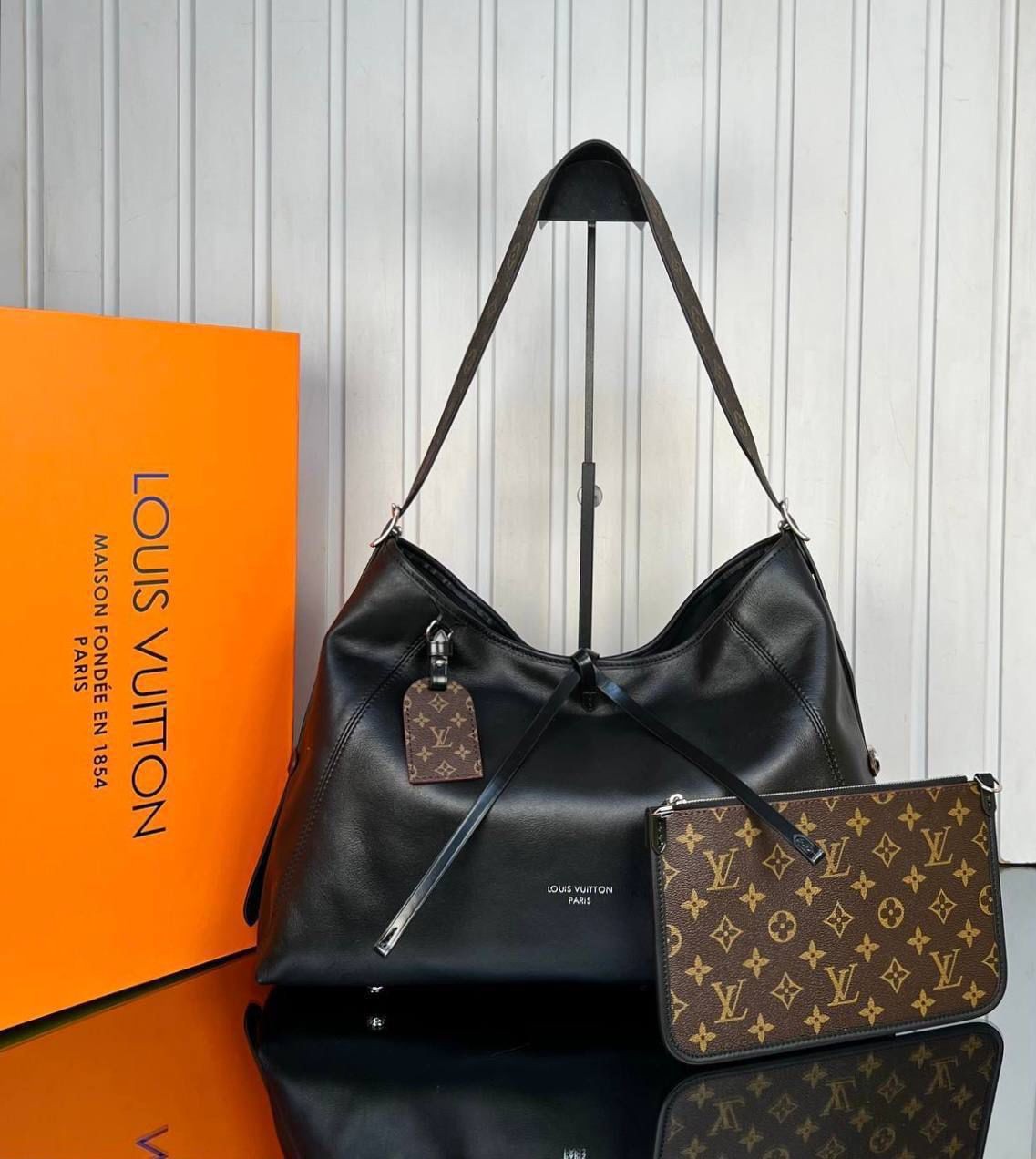 Louis Vuitton Siyah CarryAll MM  Hakiki Deri 41x27 cm 