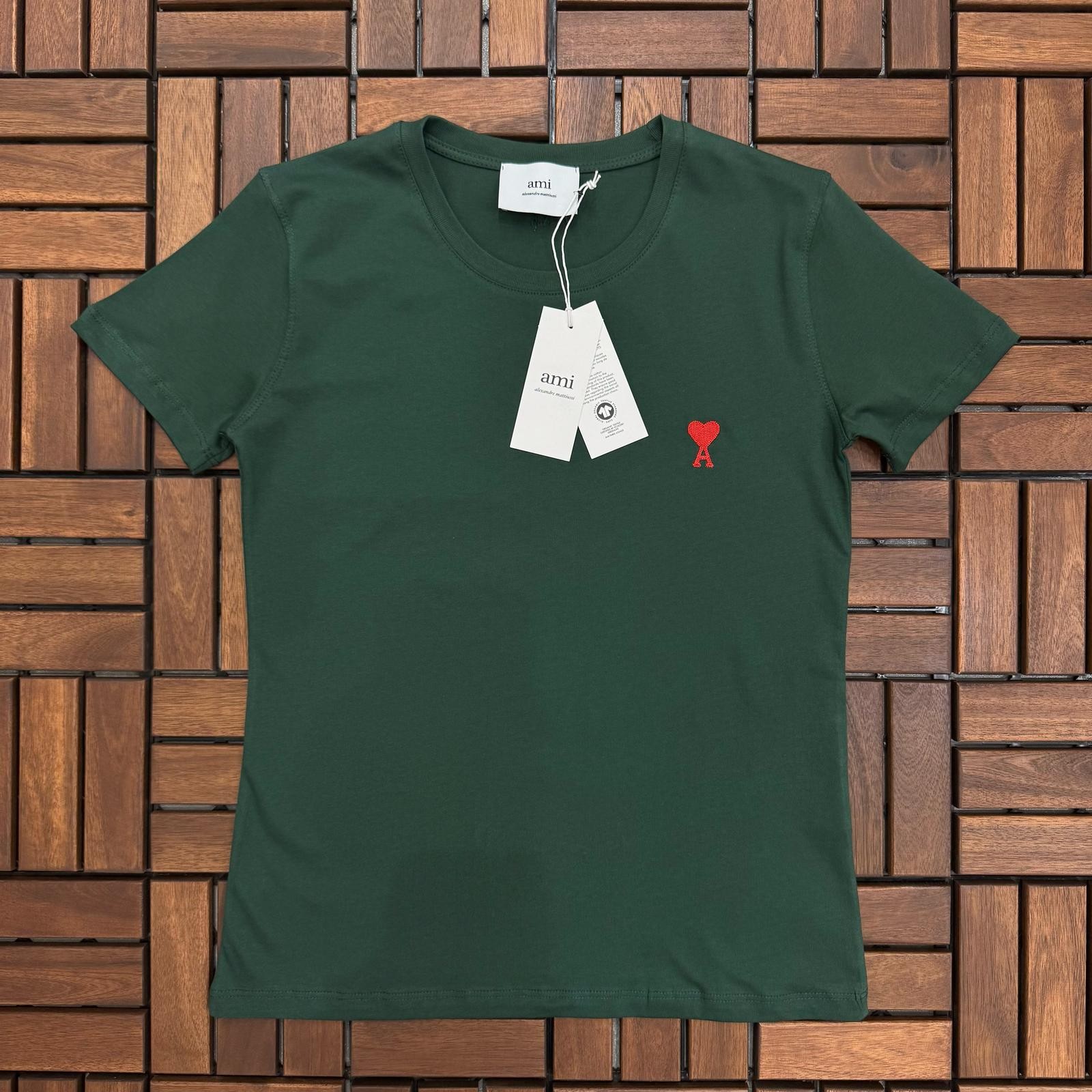 Ami Nakış Logo Detaylı Yeşil Kadın T-shirt BES02